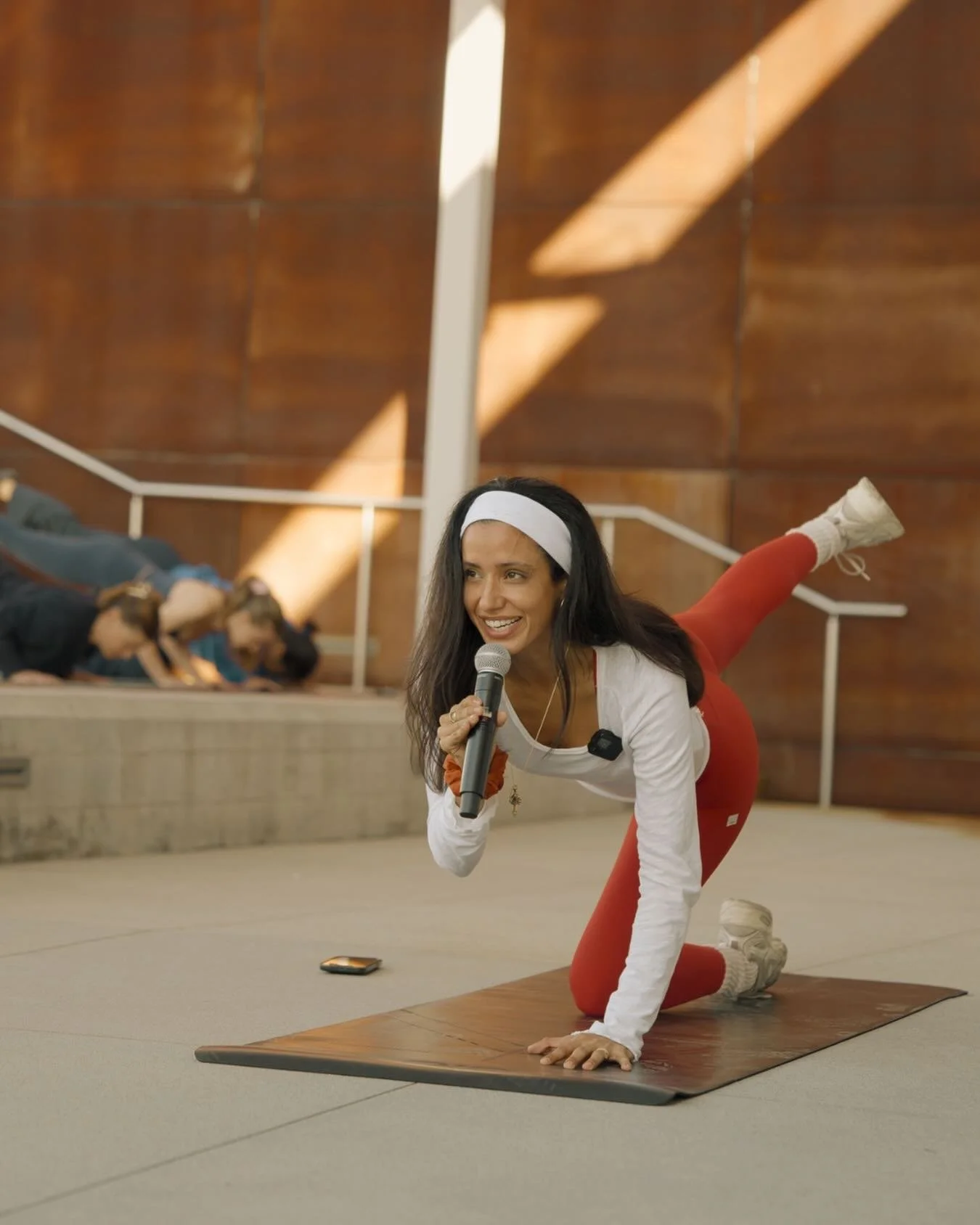 I have zero fun when I teach The @embodymind_somaticwellness method. 🙃But on a serious note.. Joseph Pilates really knew what he was doing. Let me explain..
⠀⠀⠀⠀⠀⠀⠀⠀⠀⠀⠀⠀
The EMBODYMIND Method fuses classical Pilates principles with somatic movement 