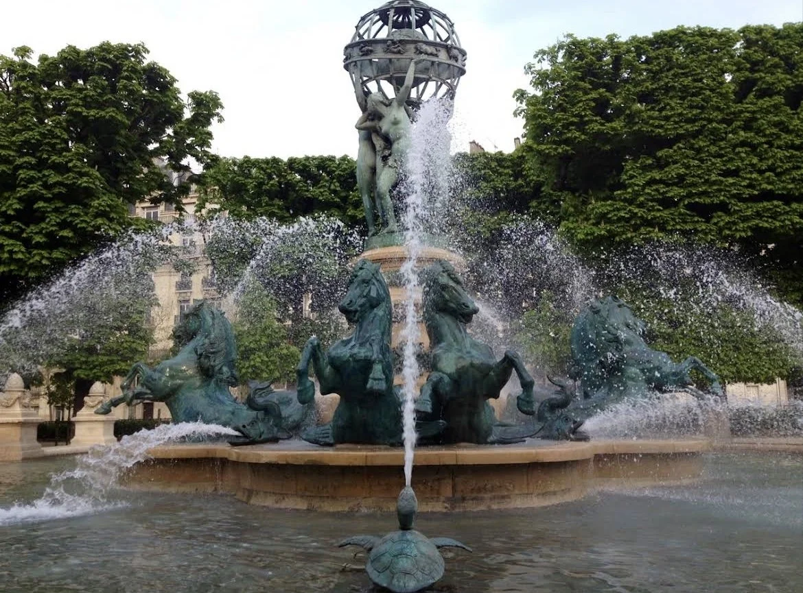 fontaine des Quatre-Parties-du-Monde.jpg