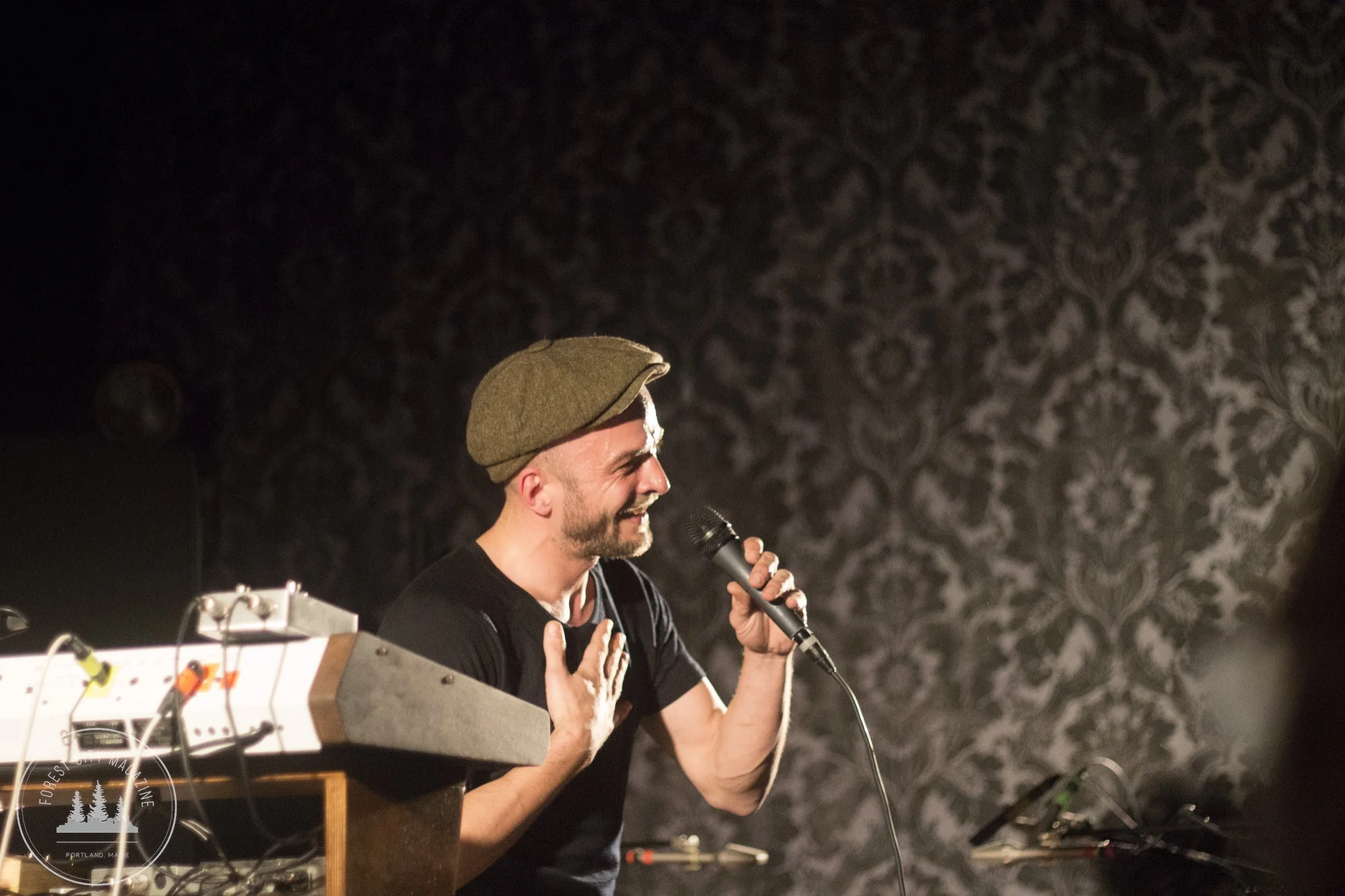 Nils_Frahm_Photos_By_Derrick_Rossignol 2.jpg