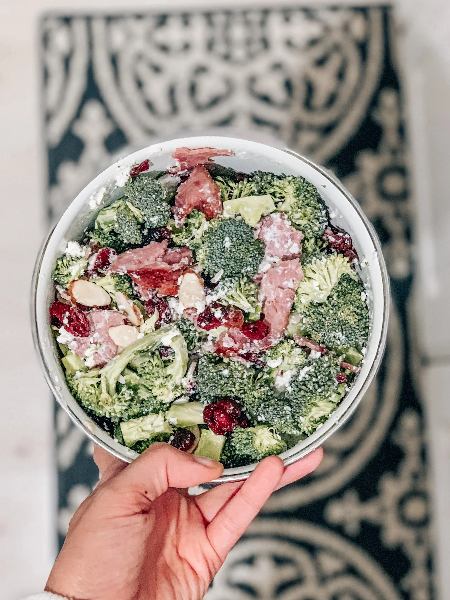 Easy lunch recipe: broccoli salad