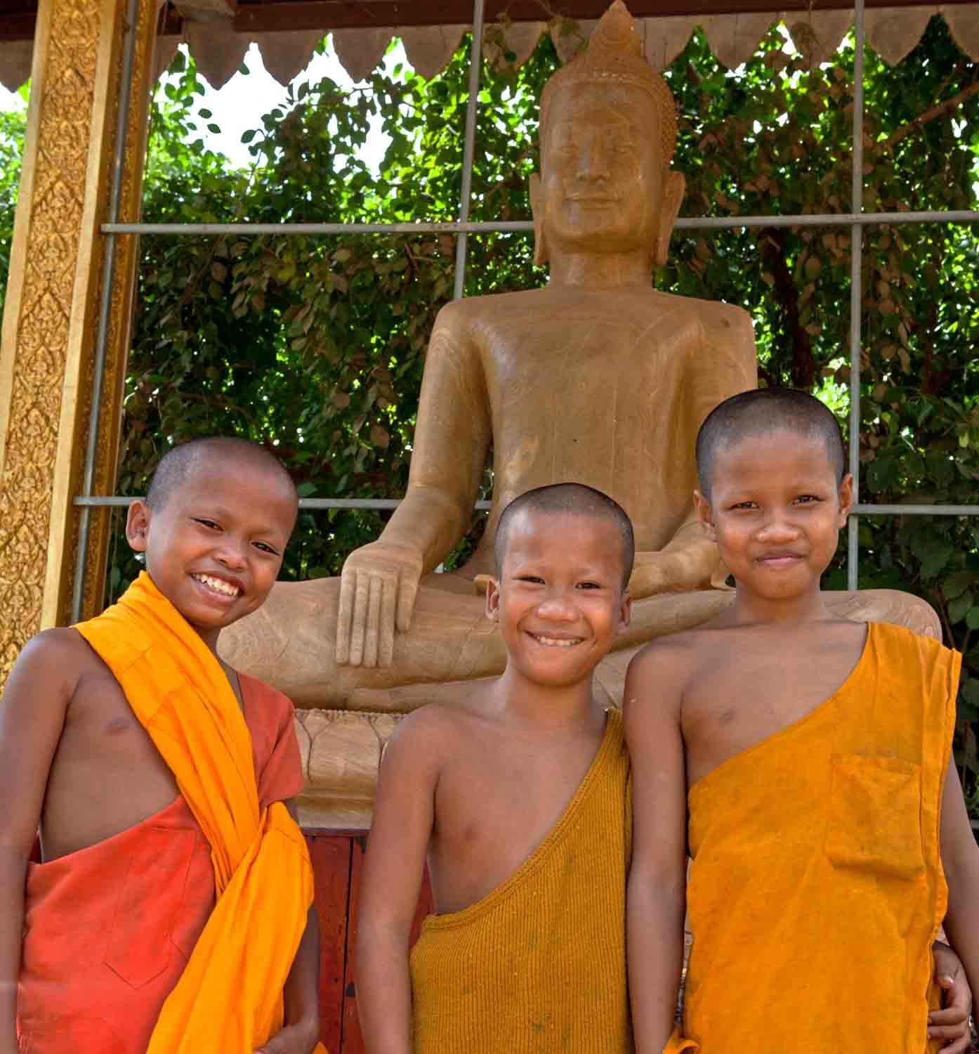 Young monks at Wat Thmey