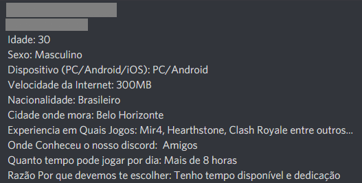 “Currículo” de jogador em busca de vaga em scholarship, publicado no Discord. 