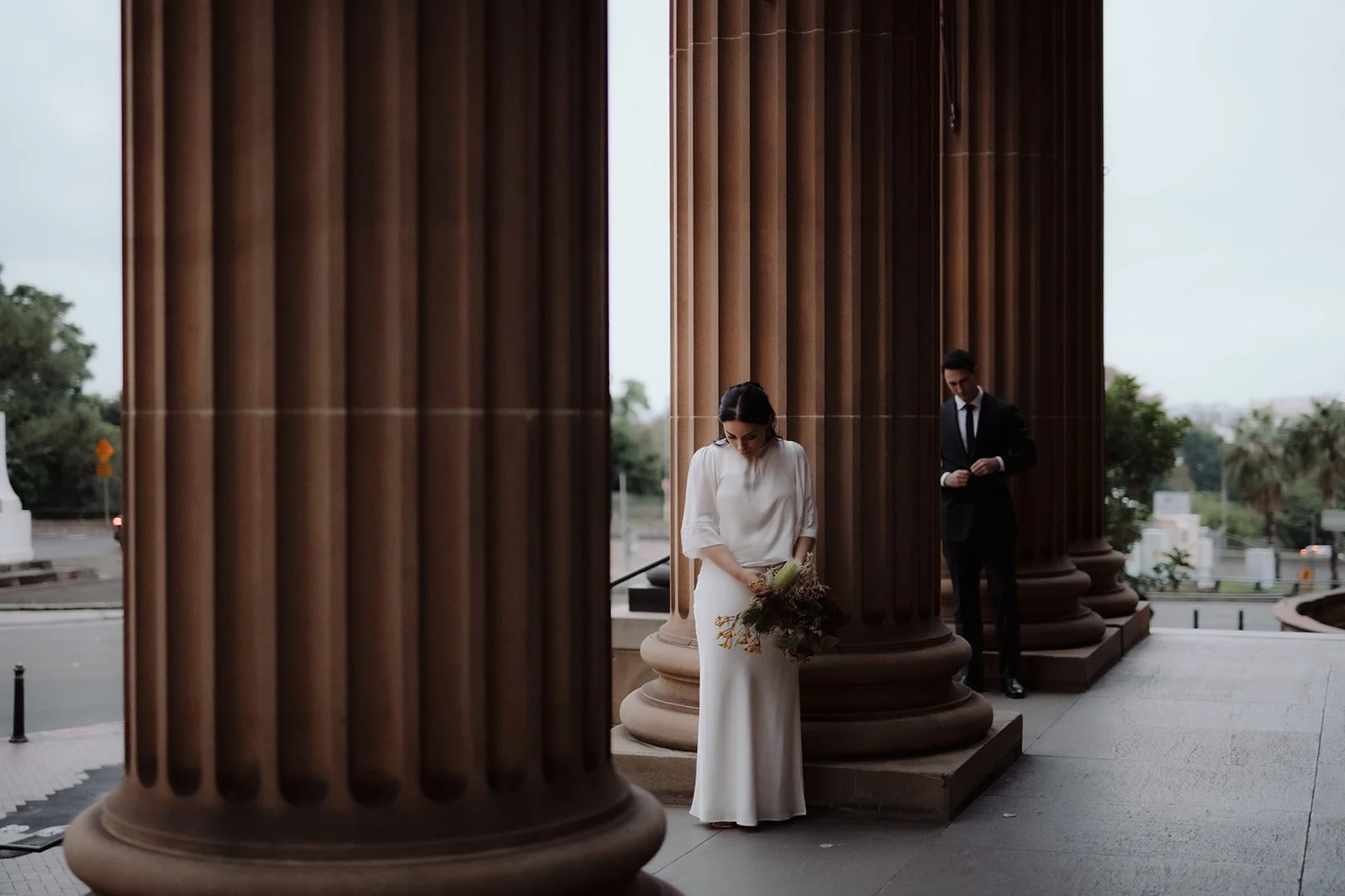 bride and groom at the state library of new south wales