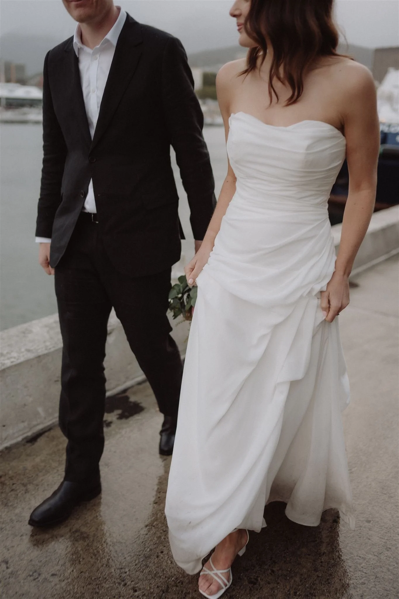 wedding photo on the hobart waterfront