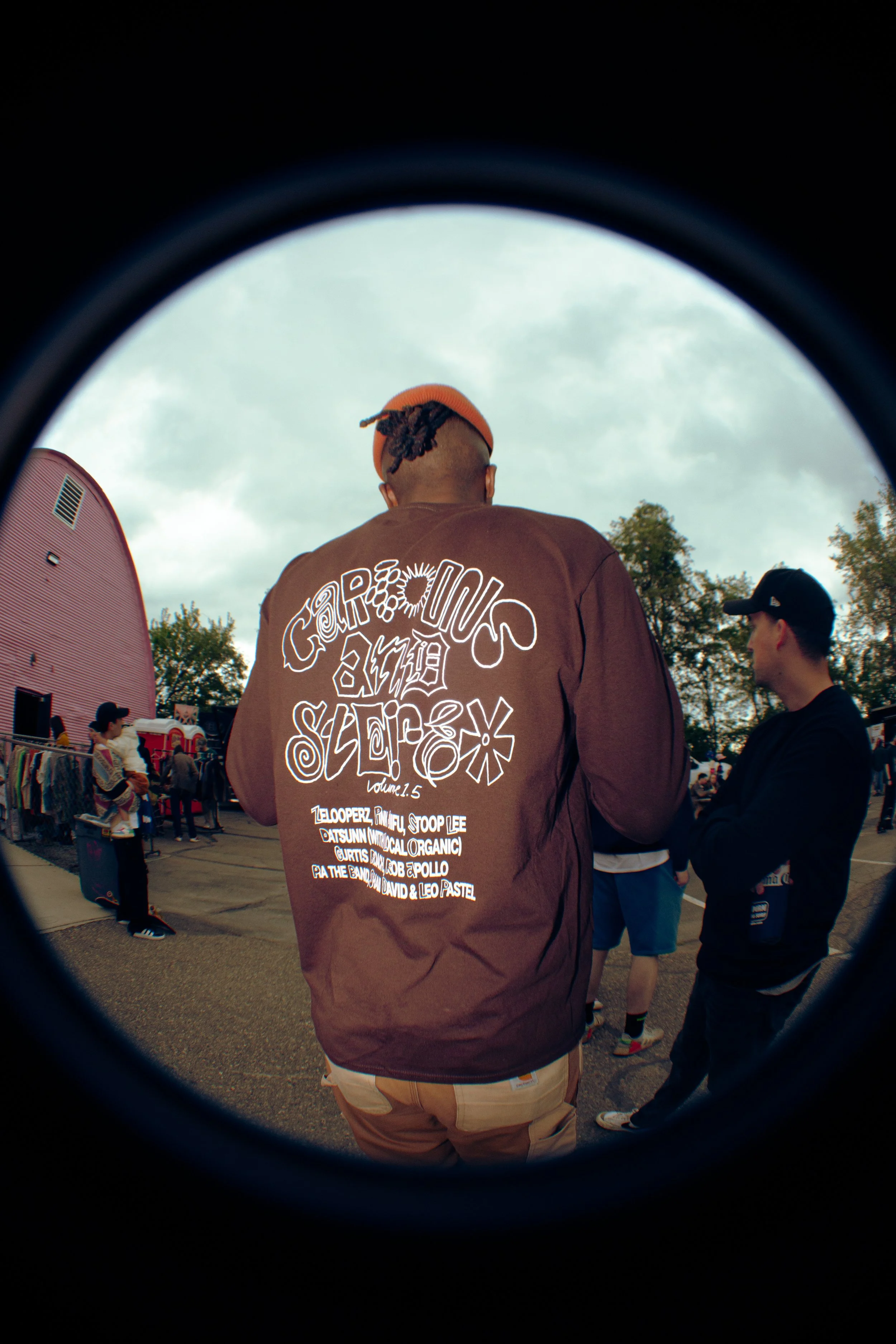 BROWN L/S CARTOONS & STEREO TEE