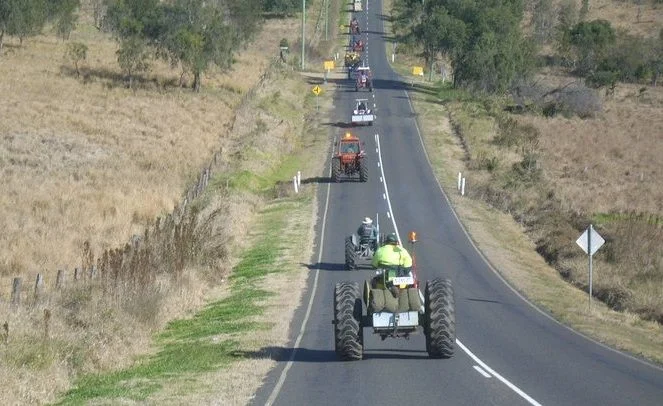 Tractor TREK