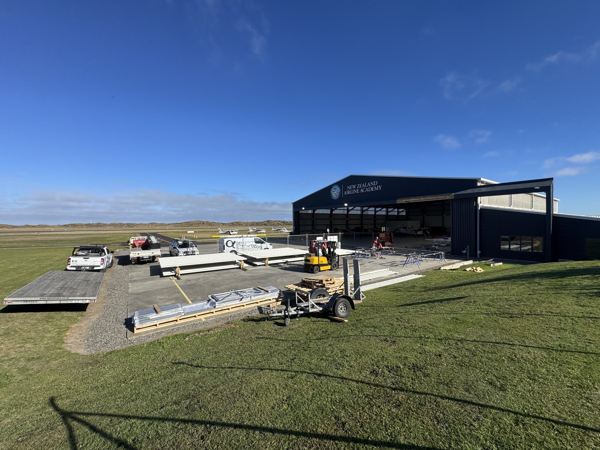 Hanger NZAA Wanganui #2.jpg