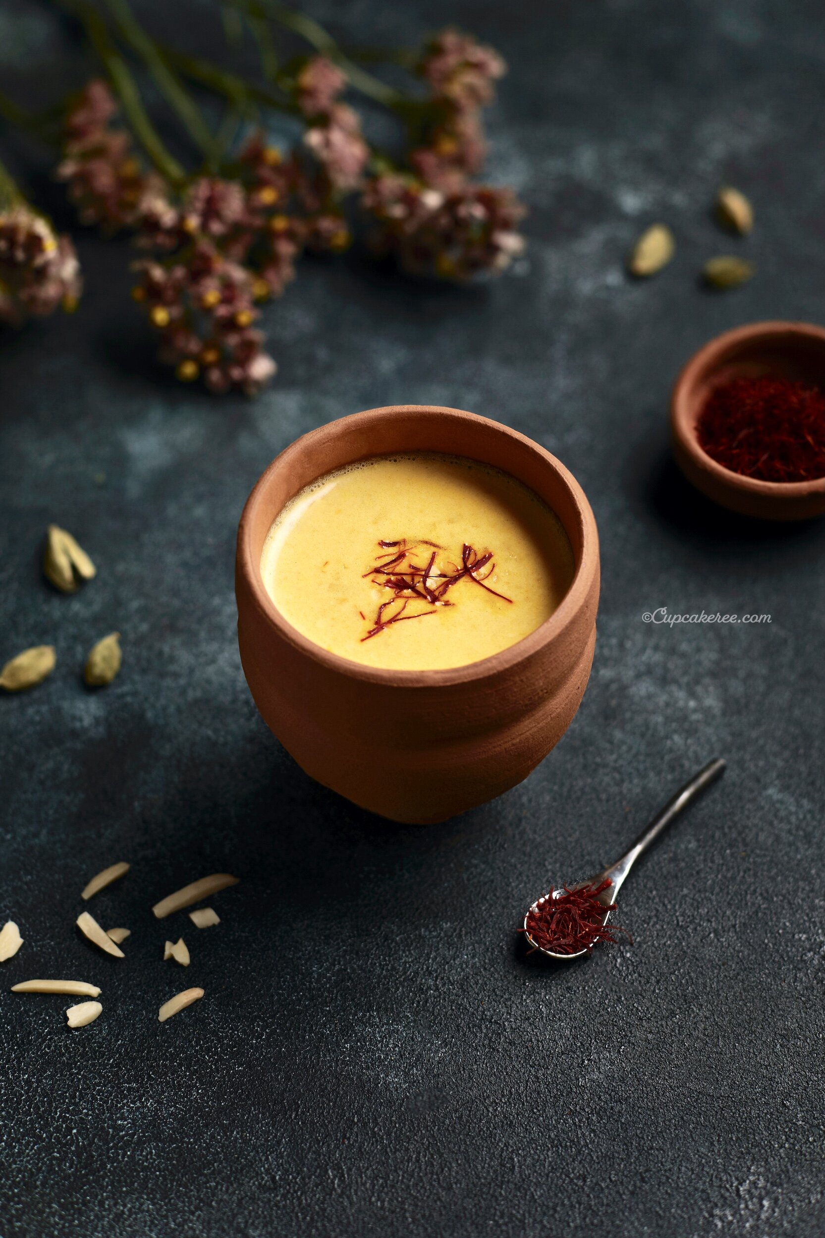 Kesariya Badam Doodh (Saffron Infused Almond Milk) — Cupcakeree