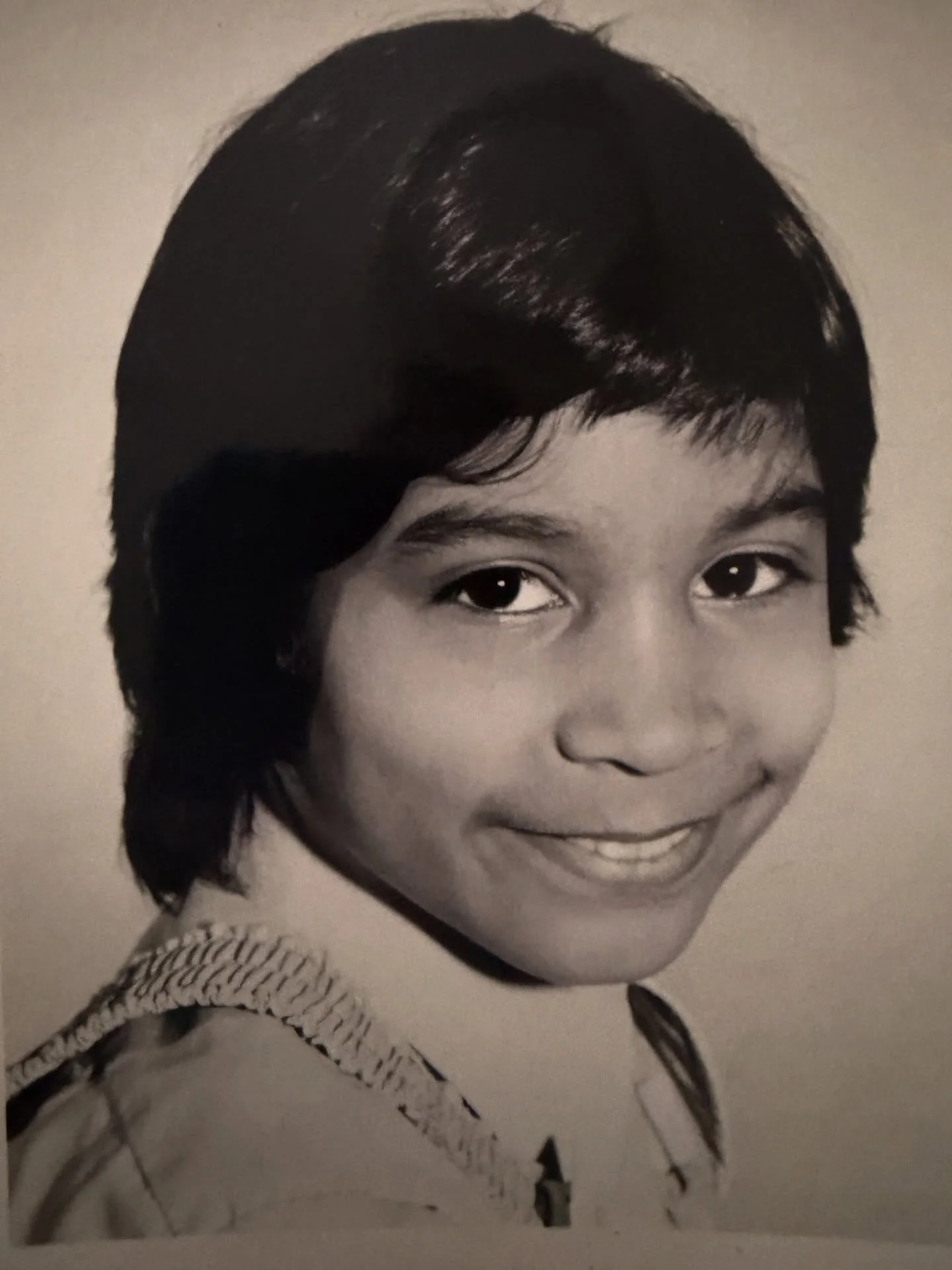 Today 4th July is my birthday. It really has been quite the year! 

This is me aged around 7. I used to go to a stage school at the weekends (@bodenscollege ) where my love for acting flourished. Tony Boden who ran the program with his wife Mo also h