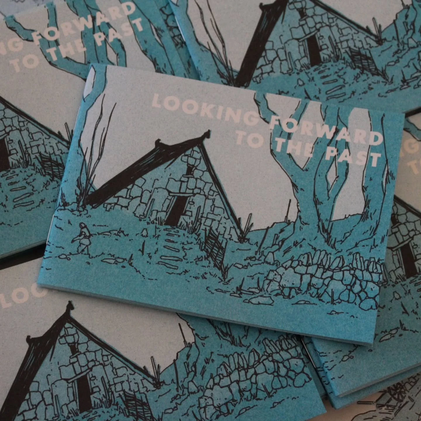 Hark it be 'ere!
My new zine, "looking forward to the past" looking at 8000 years of a single point of land as it changes, grows and fades.

Should be available in some local bath art based stores, wherever you can find me, and from my onli