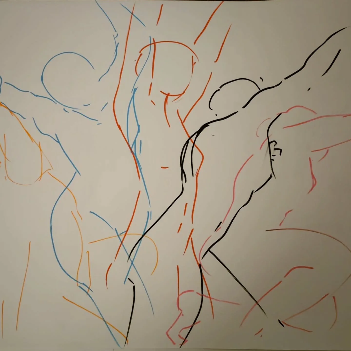 Some new year's life drawing pages from a recent session. big mix of fast-ish (15s-15min) timings. Always love drawing in motion. Hitting the flow. Some blind drawing overlaps feeling free, interesting forms. 

#lifedrawing #gesture #drawing