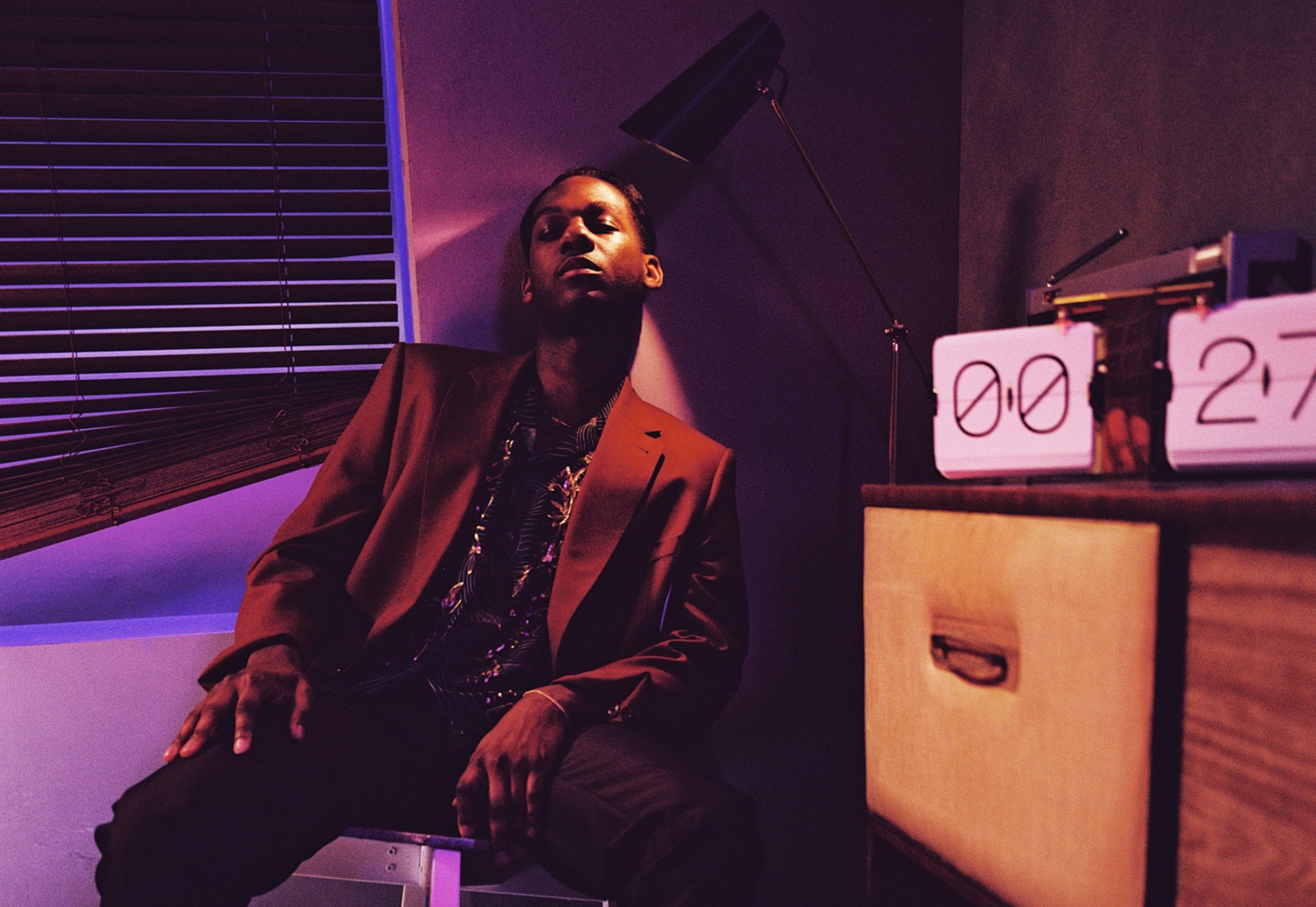 Leon Bridges 2.png