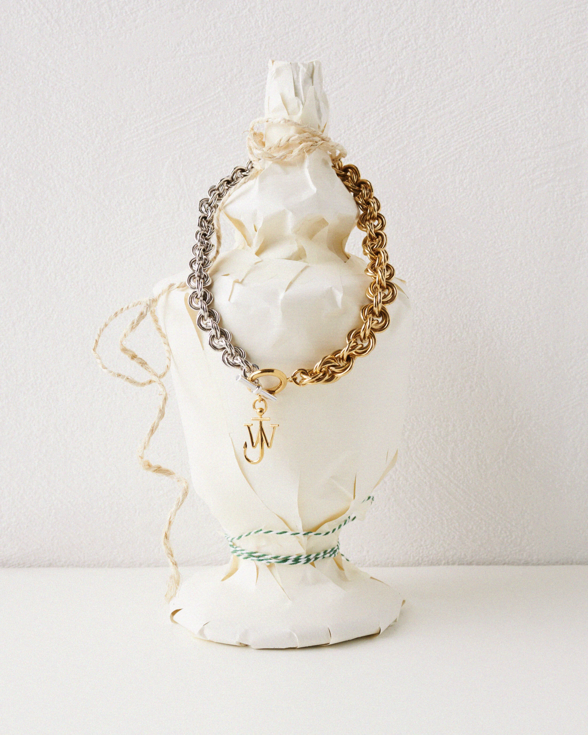 30112020_JW_ANDERSON_STILL_LIFE0286 1v2.jpg