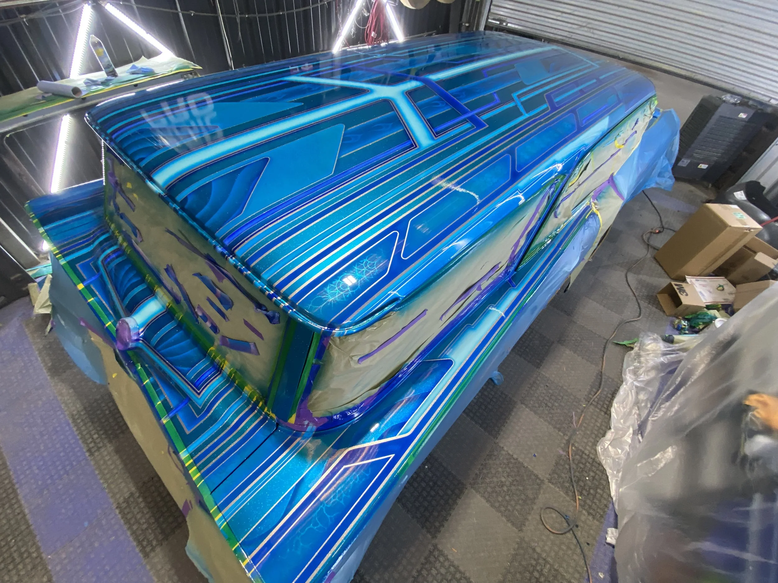 !959 Chevy Brookwood custom roof paint job.