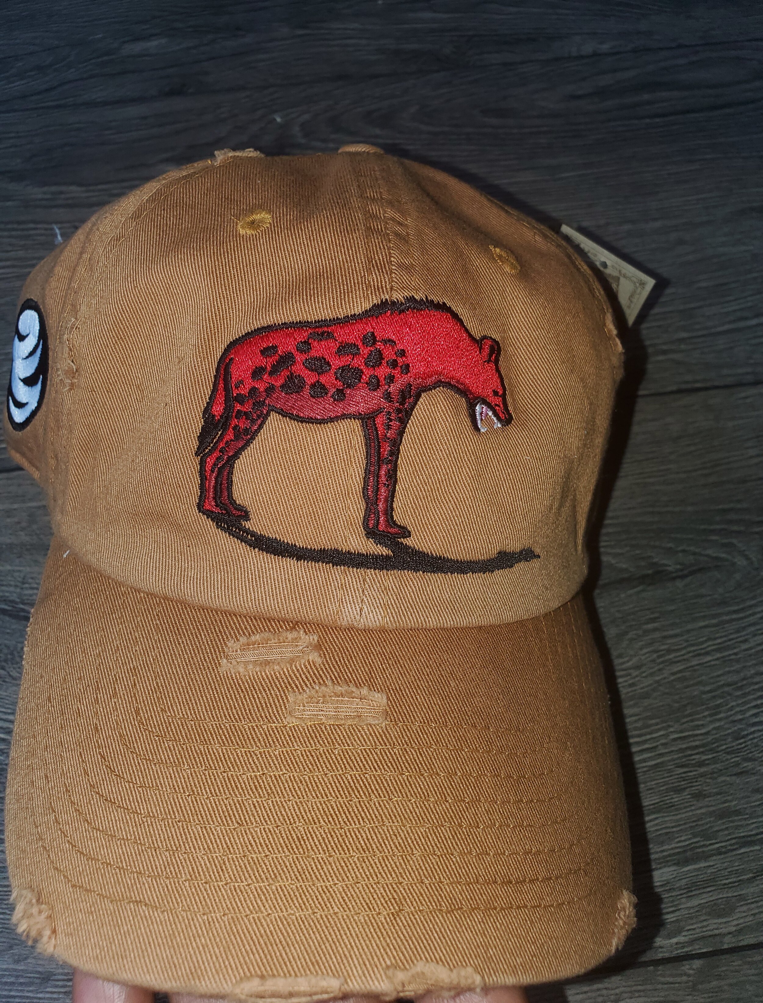 Preneur Hyena- Timber/Red