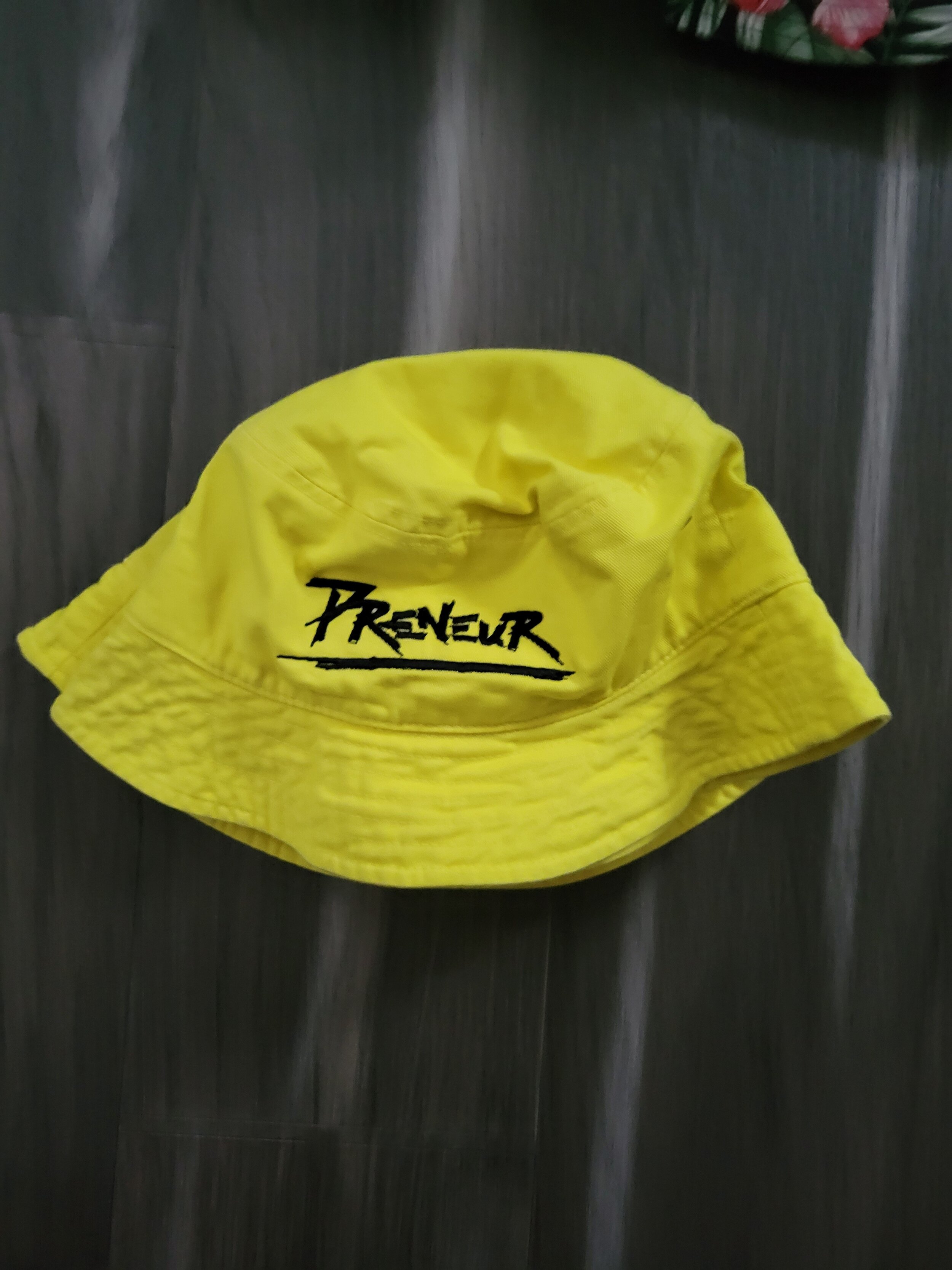 Bucket- Yellow