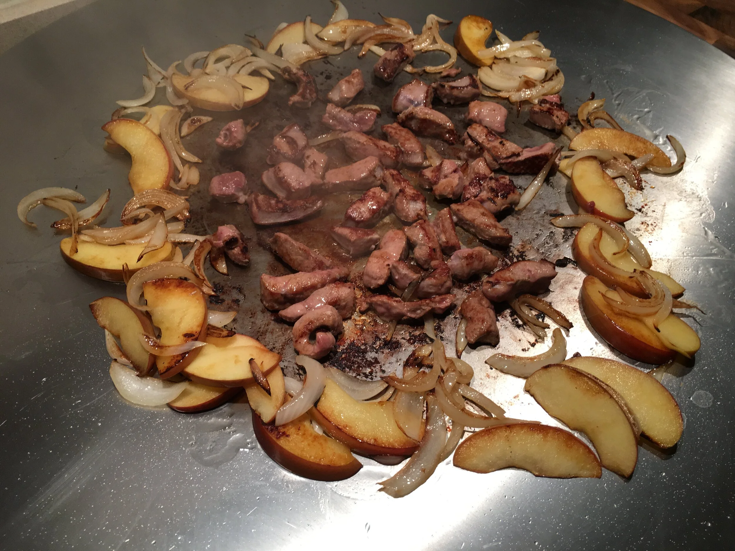 Balsamic Liver with Apples & Onions on the Teppanyaki
