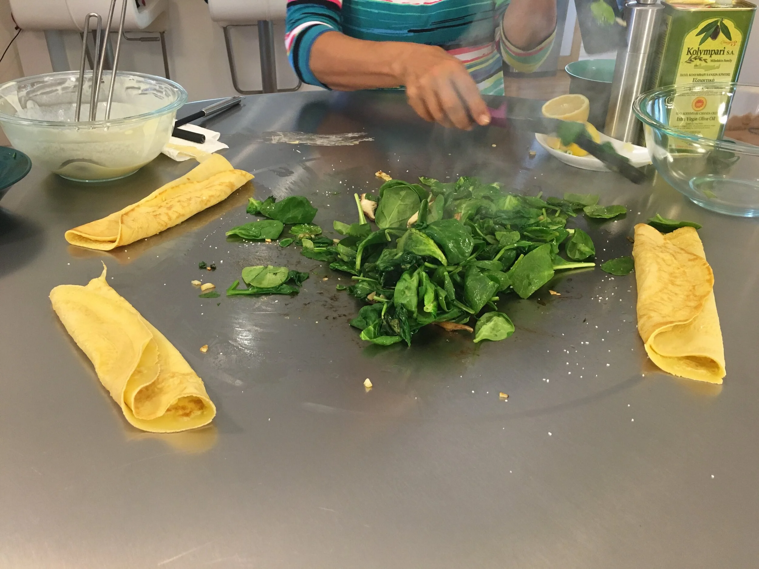 Teppanyaki Wilted Spinach &amp; Mushroom Crepes