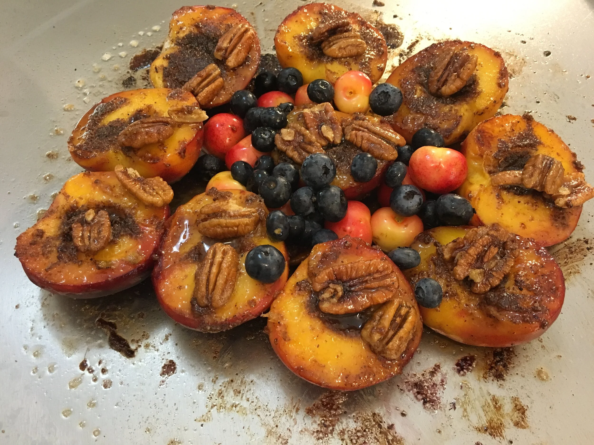 Boozy Grilled Peaches, Teppan-style!