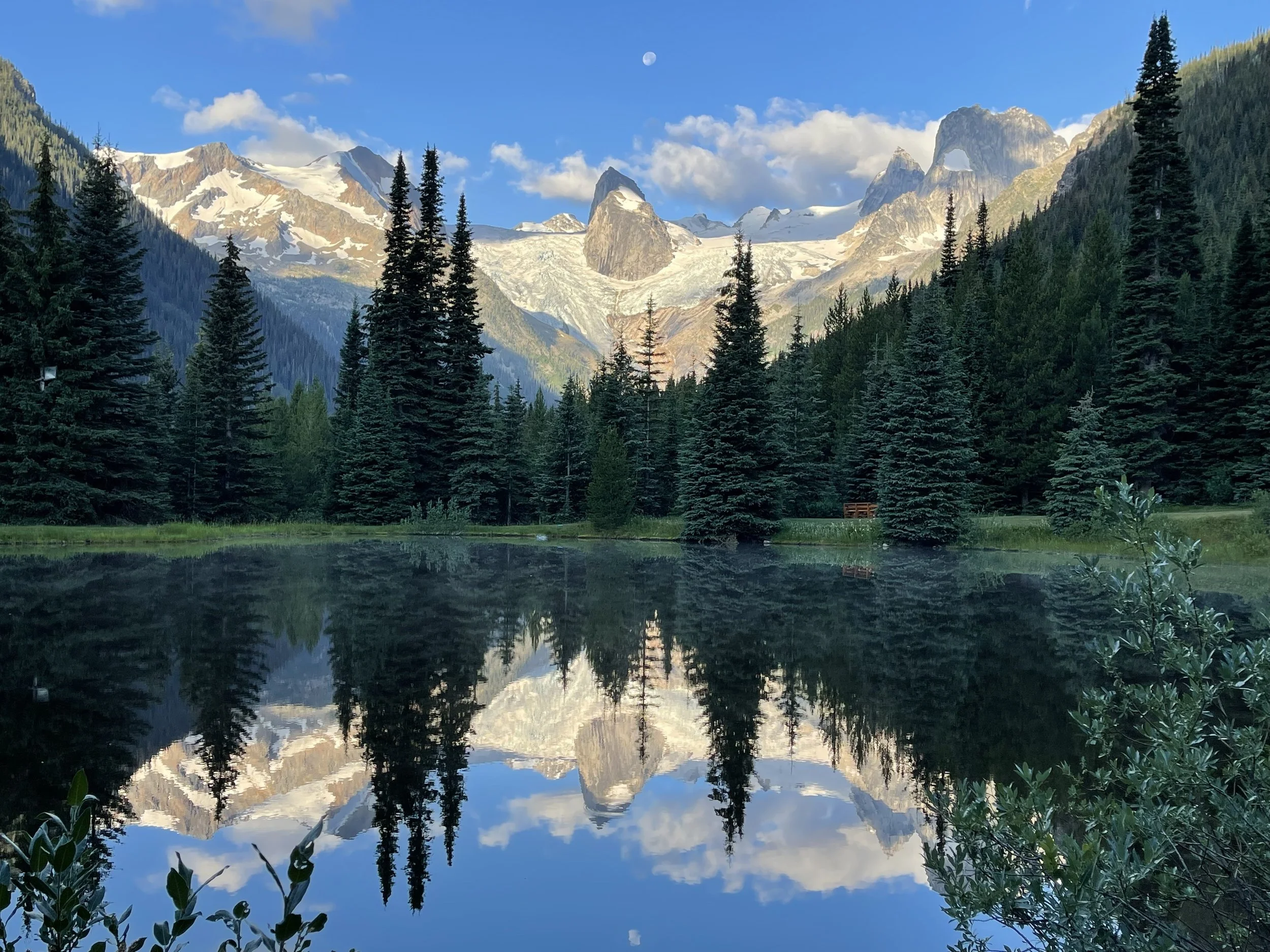 Heli-Hiking in Canada 2022