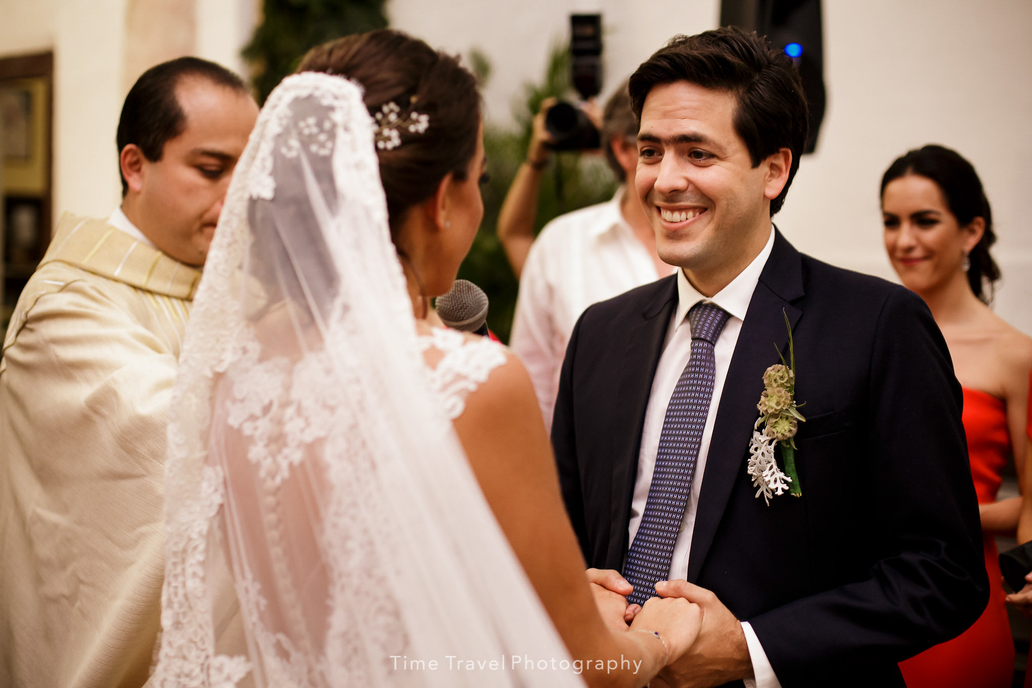 TIMETRAVEL_FOTOGRAFIA_DE_BODA_YUCATAN_DESTINATION_HACIENDA_SAN_PEDRO_OCHIL_ALE_Y_TONO_BODA.jpg