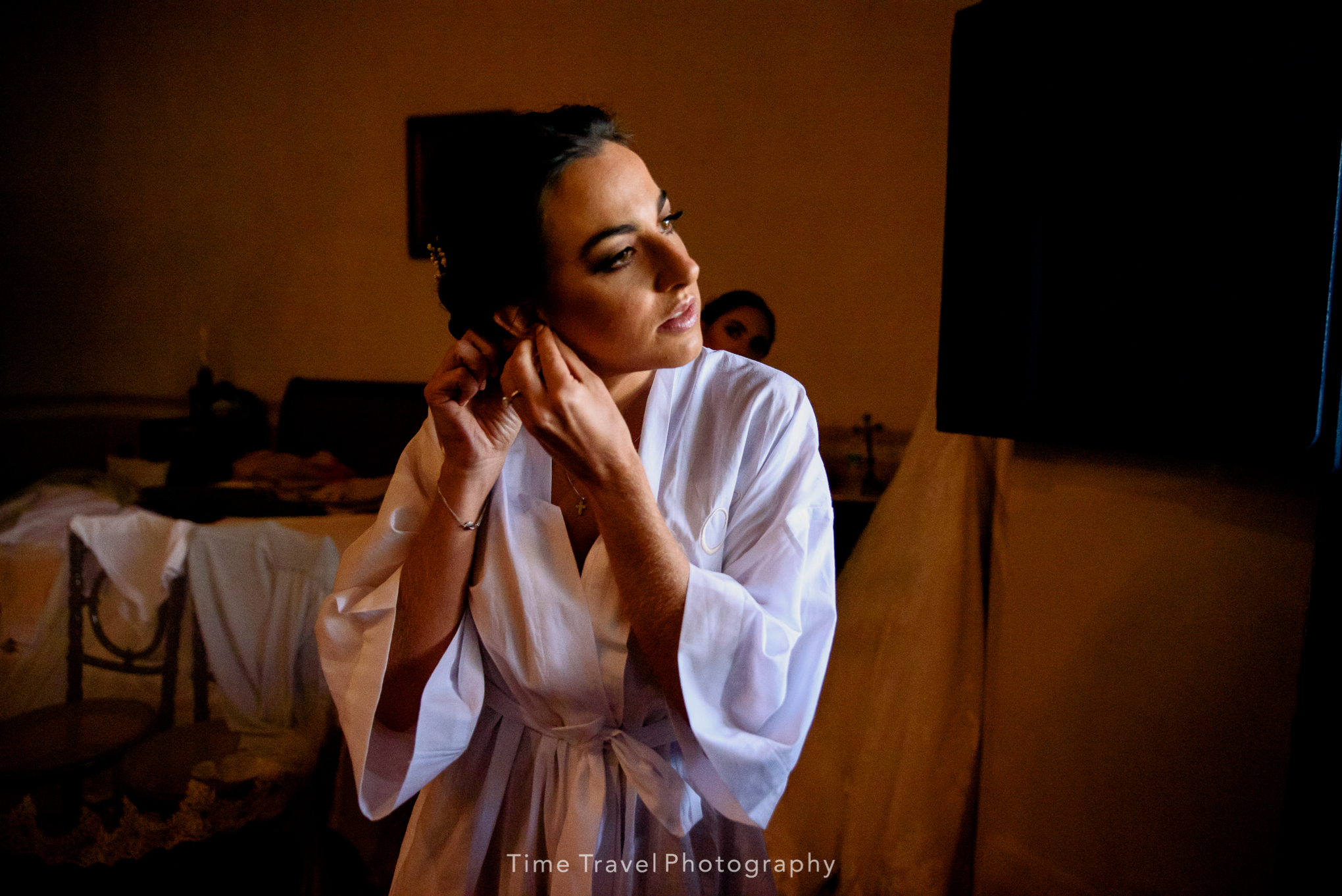 TIMETRAVEL_FOTOGRAFIA_DE_BODA_YUCATAN_DESTINATION_HACIENDA_SAN_PEDRO_OCHIL_ALE_Y_TONO_GETTING_READY.jpg