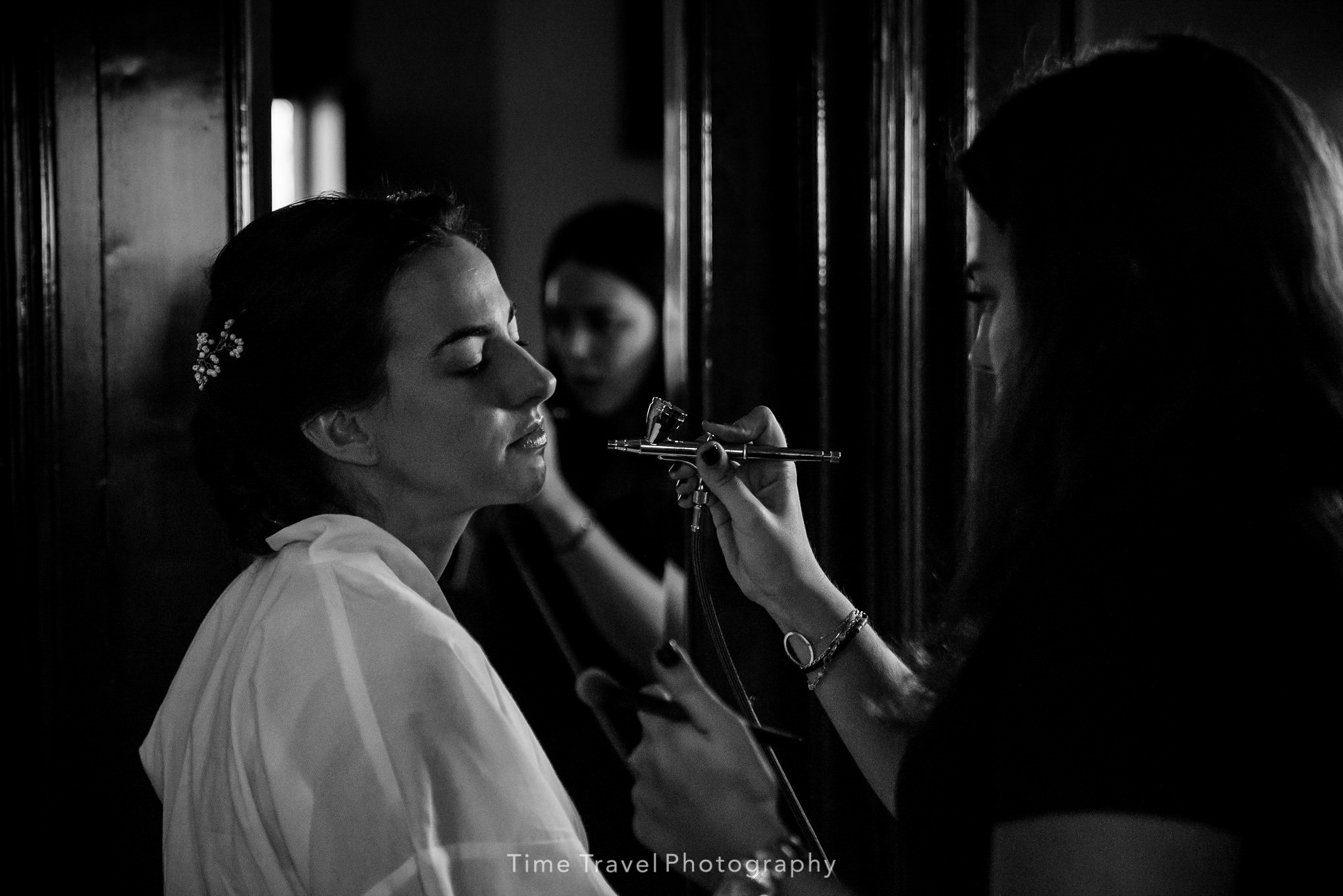 TIMETRAVEL_FOTOGRAFIA_DE_BODA_YUCATAN_DESTINATION_HACIENDA_SAN_PEDRO_OCHIL_ALE_Y_TONO_MAQUILLAJE_DE_NOVIA.jpg