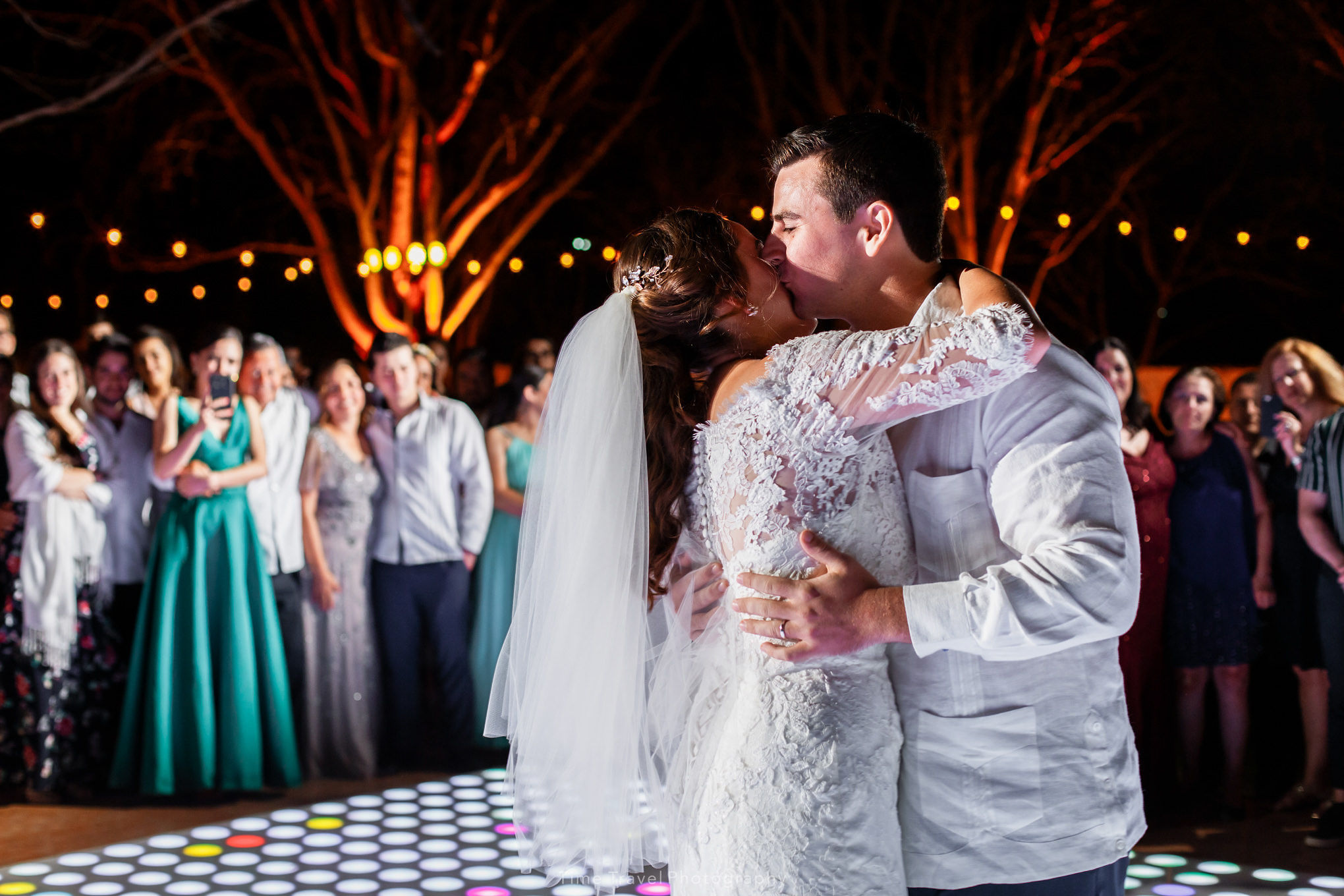 TIMETRAVEL_FOTOGRAFIA_DE_BODA_CONKAL_YUCATAN_DESTINATION_FIRST_DANCE.jpg