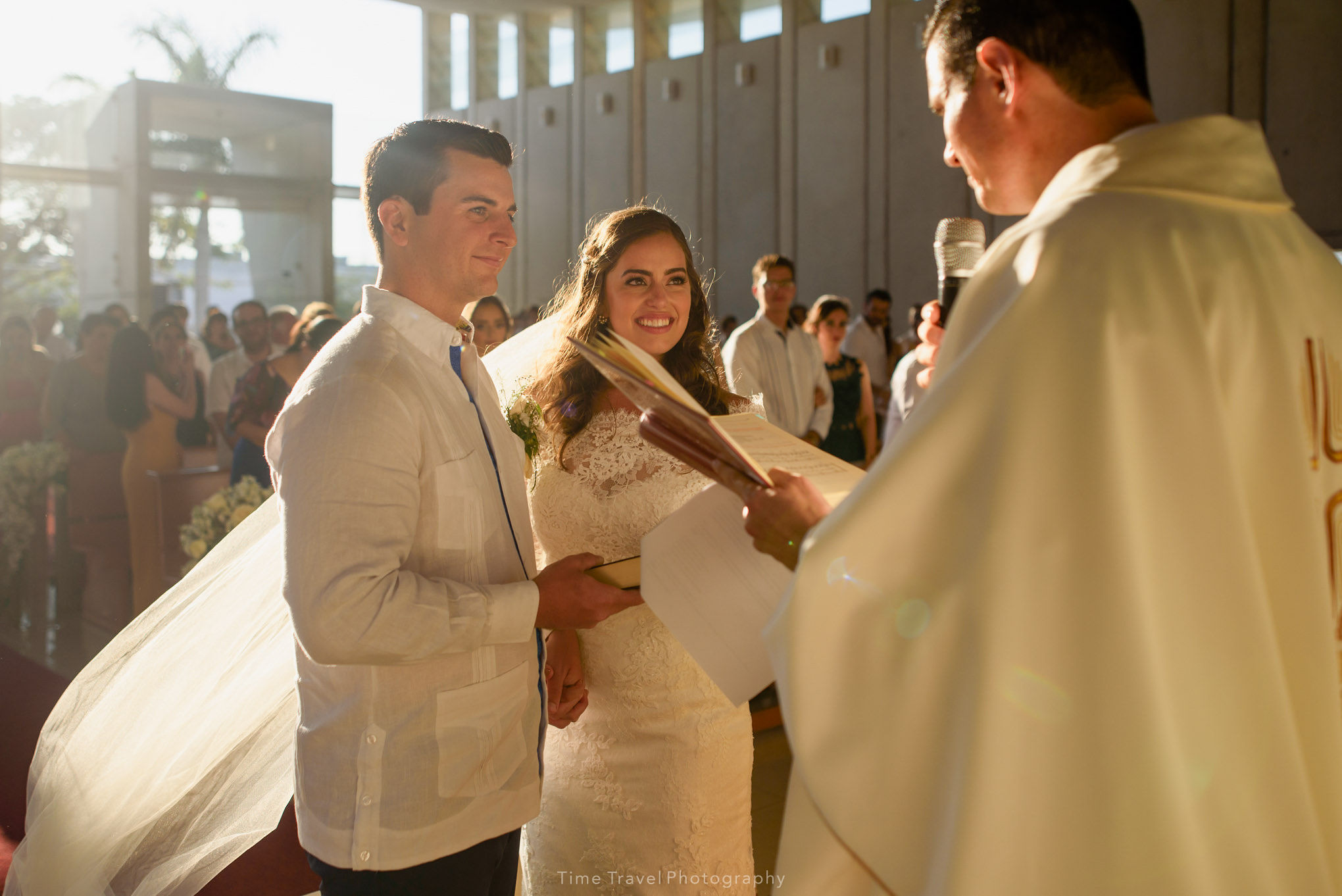 TIMETRAVEL_FOTOGRAFIA_DE_BODA_CONKAL_YUCATAN_DESTINATION_COUPLE_CHURCH_IGLESIA.jpg