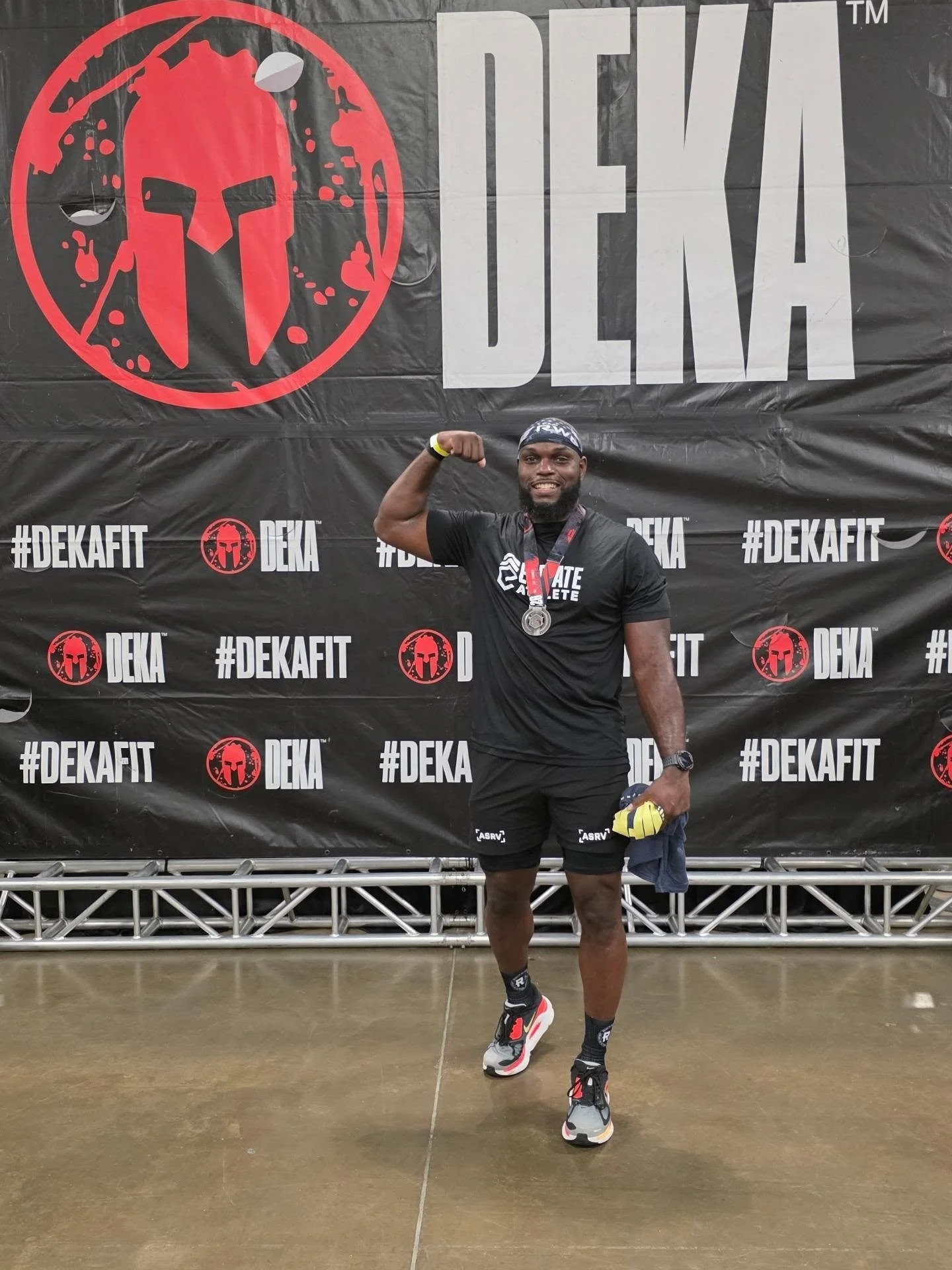 The goal was to beat myself and I did just that. Last Feb I completed @deka.fit in 59:30. I registered to do the Austin race in September ladt year but ended up tearing my meniscus and couldnt compete. Got surgery December 2nd. Today, I finished it i