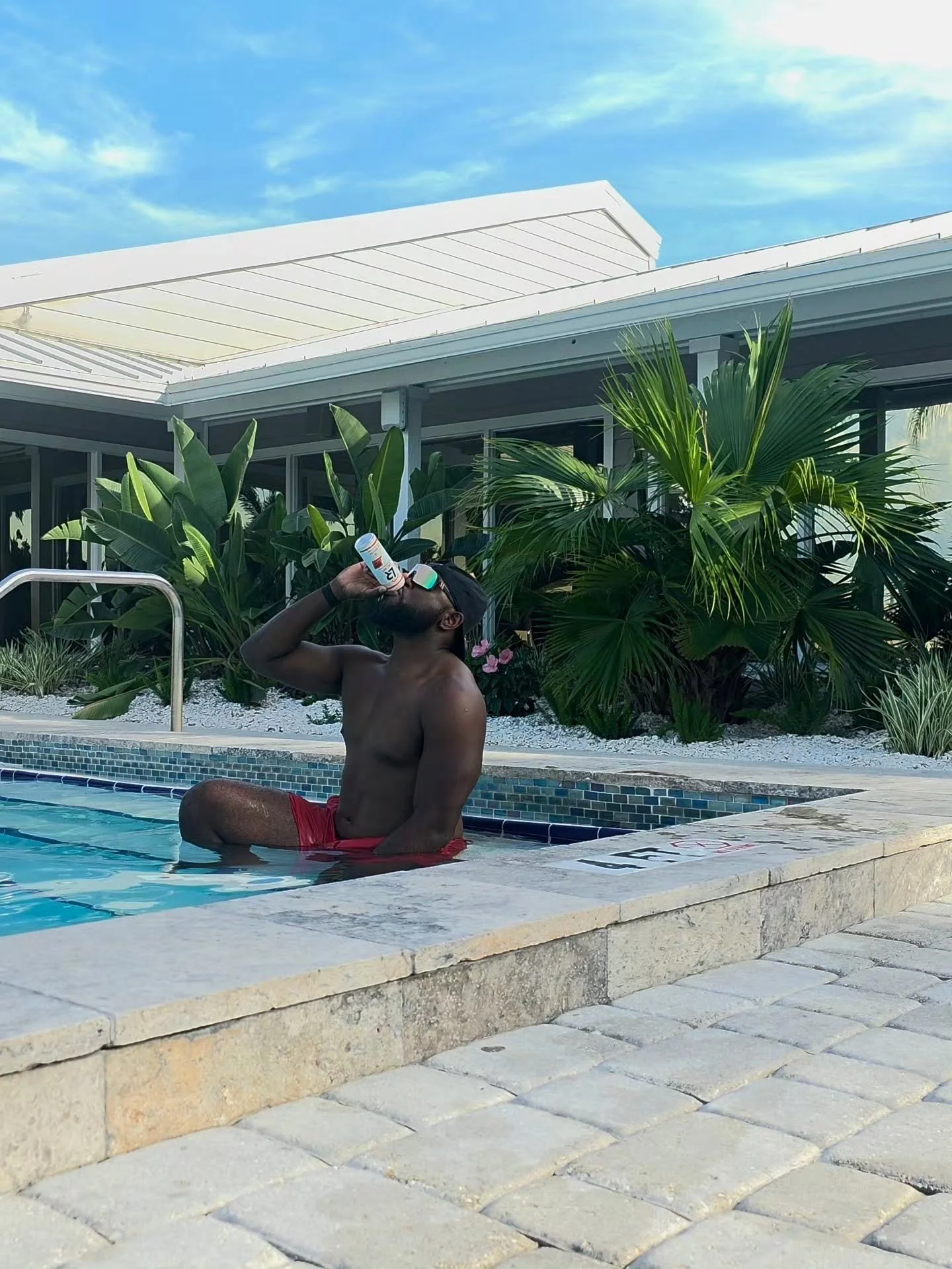 Kicking MDW off the right way and thats with a @lastreparc 

I'll be playing tunes:
Thursday - @511franklin 9-close
Friday - @myrichunclestpete 8p-11p
@henleystpete 11p-close
Sunday - @craftysquirreldtsp 9pm-close

What are your plans for MDW?

#last