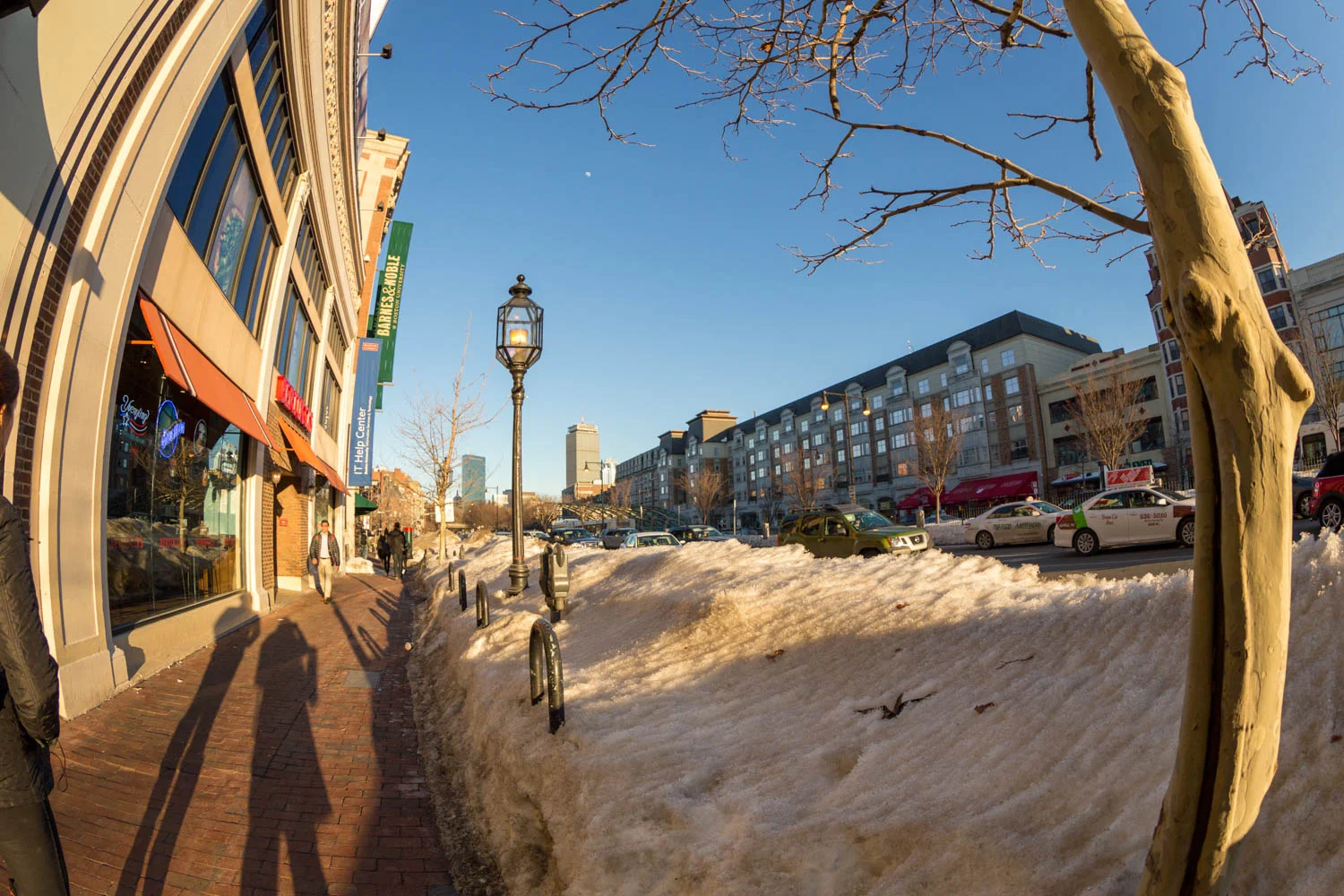 fisheye_Kenmore_lamp_snow.jpg
