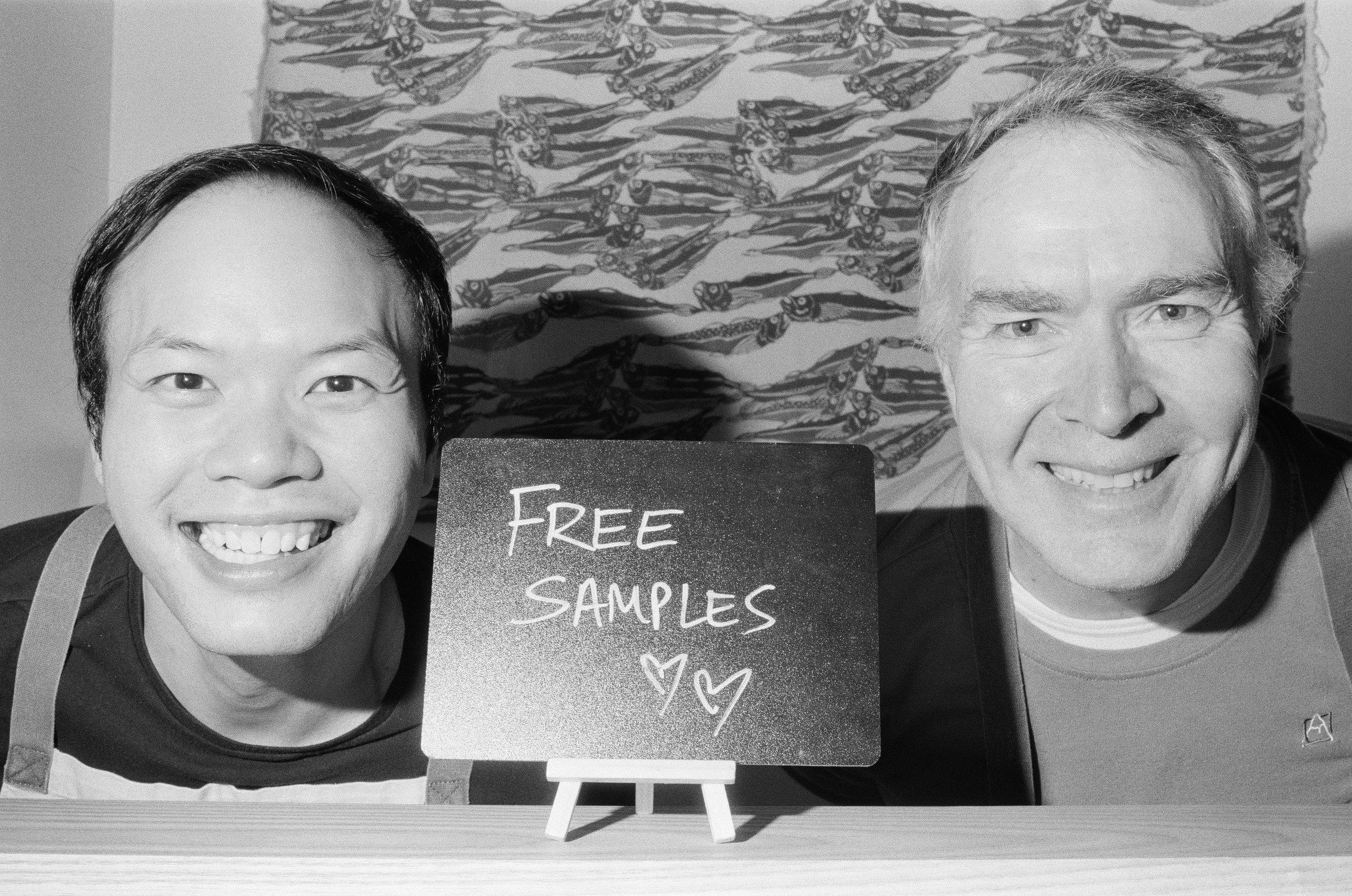 Food, art, and friends at @mixed.pantry during the December art walk! Film photos by @no_tiffs #seattleartists #asianfood #gourmetgrocery #artwalk #shopsmall #community #fridaynight #belltown