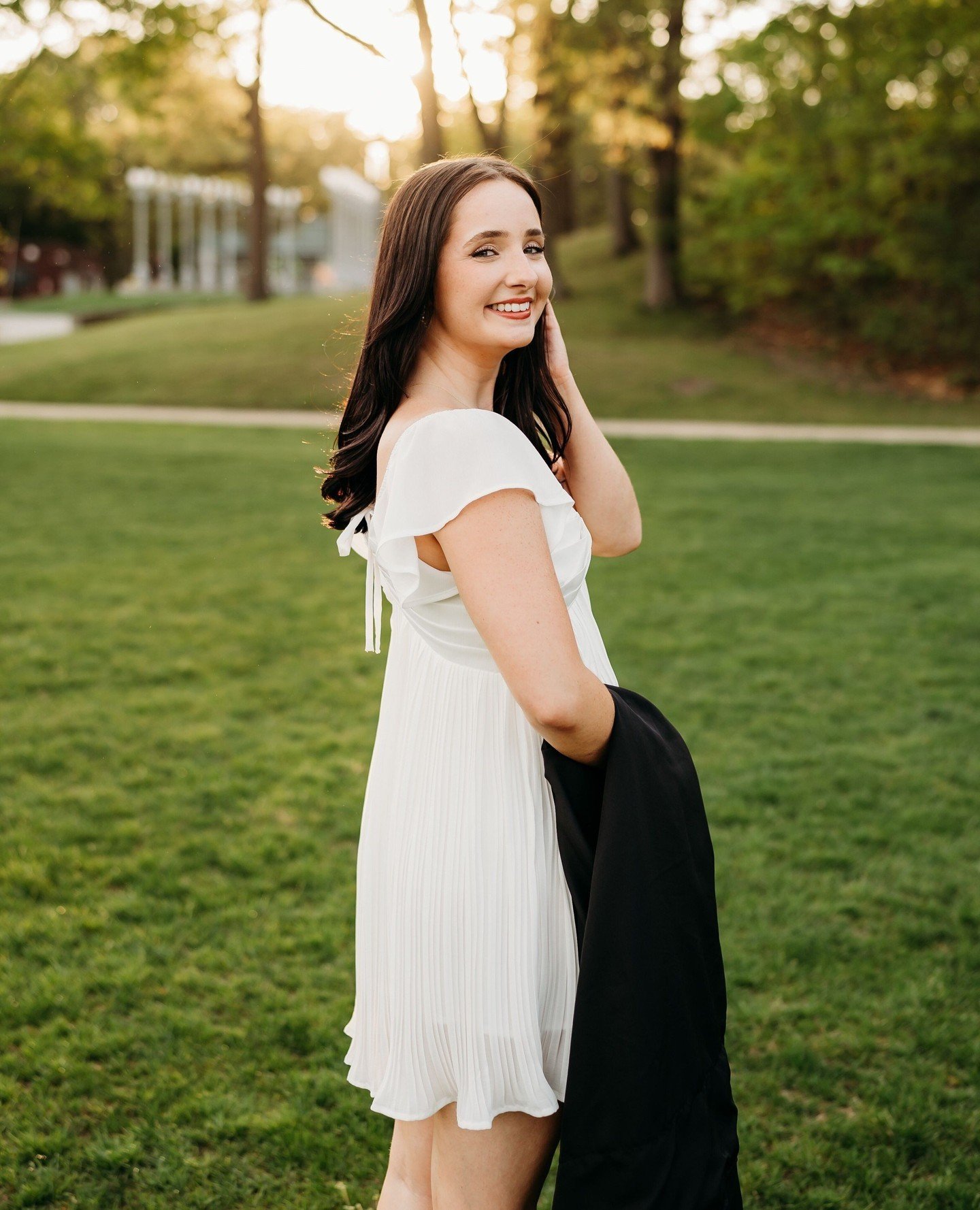 We are thrilled to introduce our new summer intern, Evan! 😄⁠
⁠
Evan is from Bethesda, MD and recently graduated with a Bachelor of Arts in Global Communication and Media from Brandeis University. In her free time, she loves to travel, watch new movi