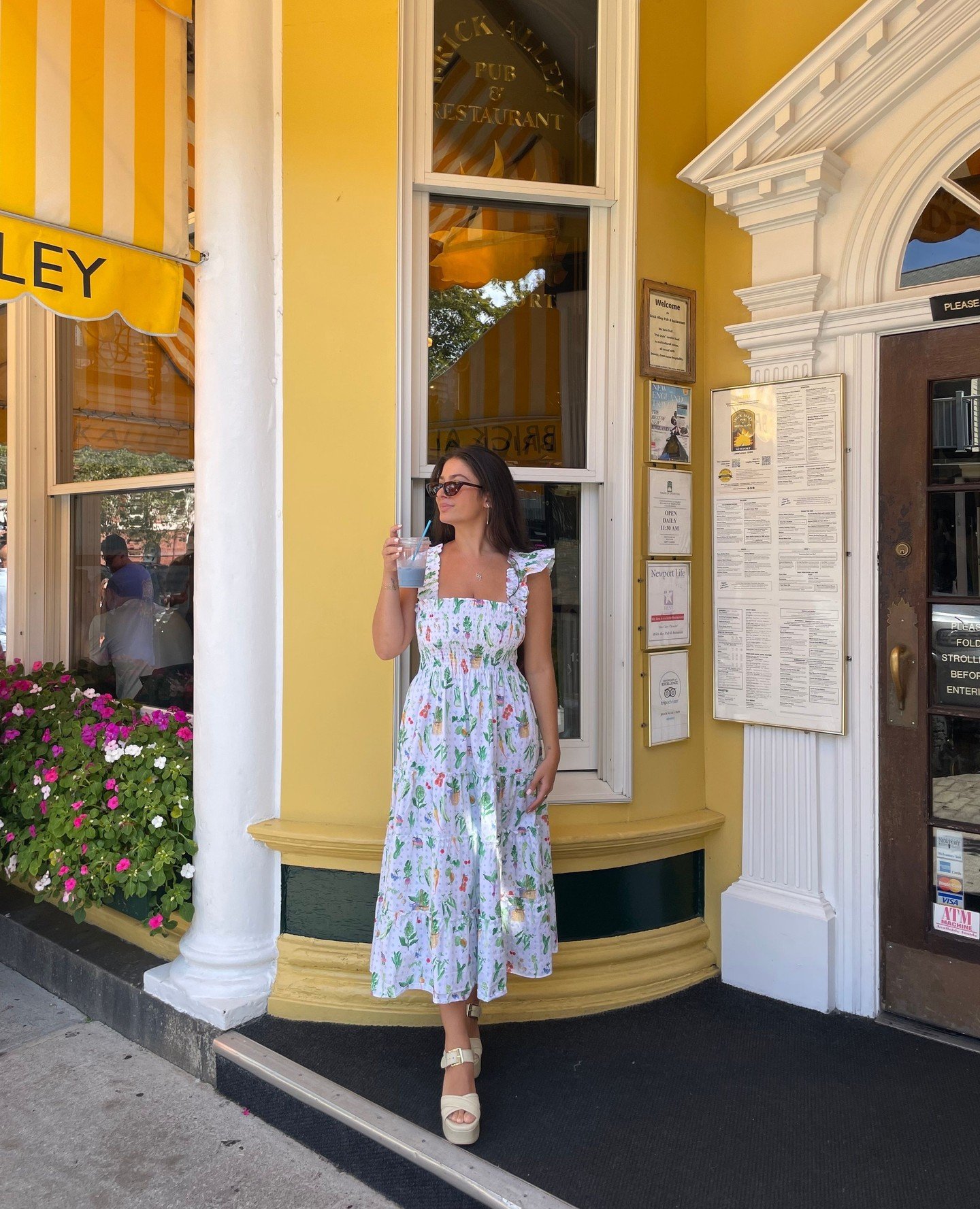 Happy Birthday @aligorbon 🎉🩷⁠
⁠
Alina's favorite memory has been spending time with the LRA team at our Miami retreat and Alina's looking forward to more clients in the wellness space! ⁠
⁠
Lets wish her a Happy Birthday in the Comments! 👏🏼🎈