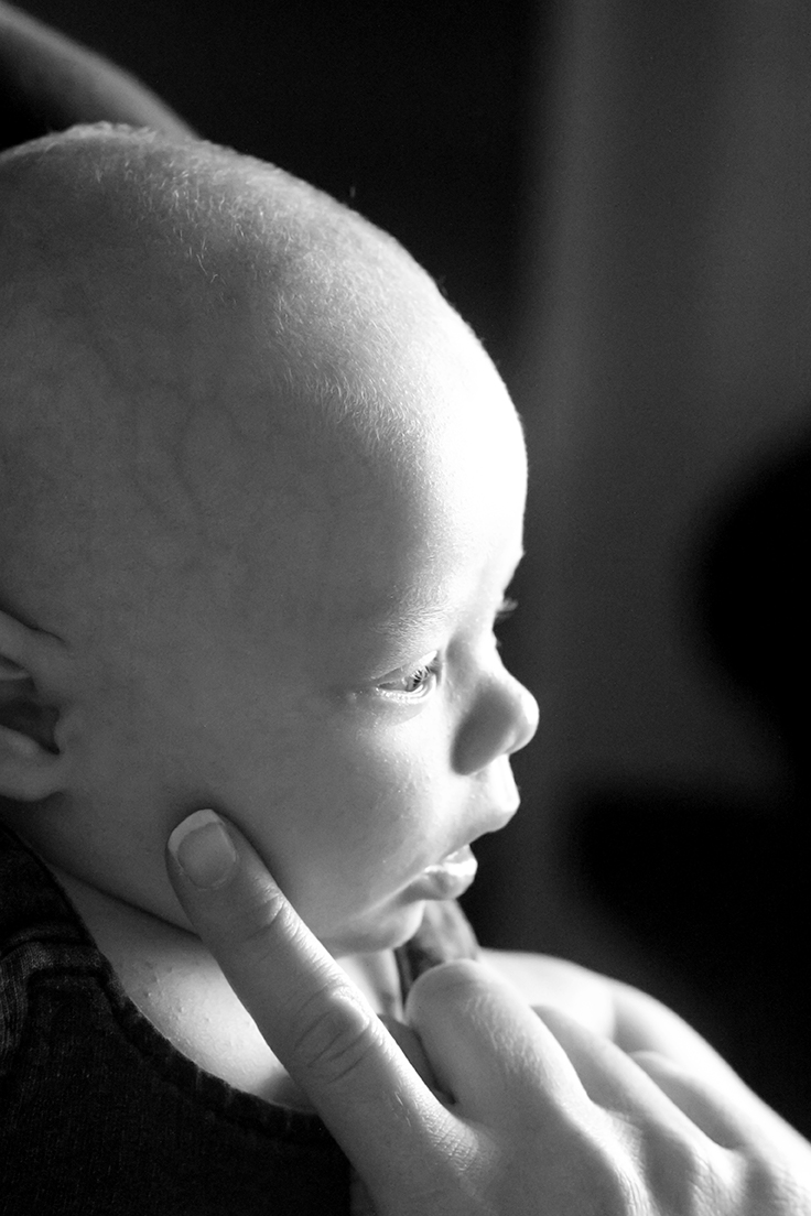 documentary-newborn-session-oxford-mississippi-baby-closeup.jpg