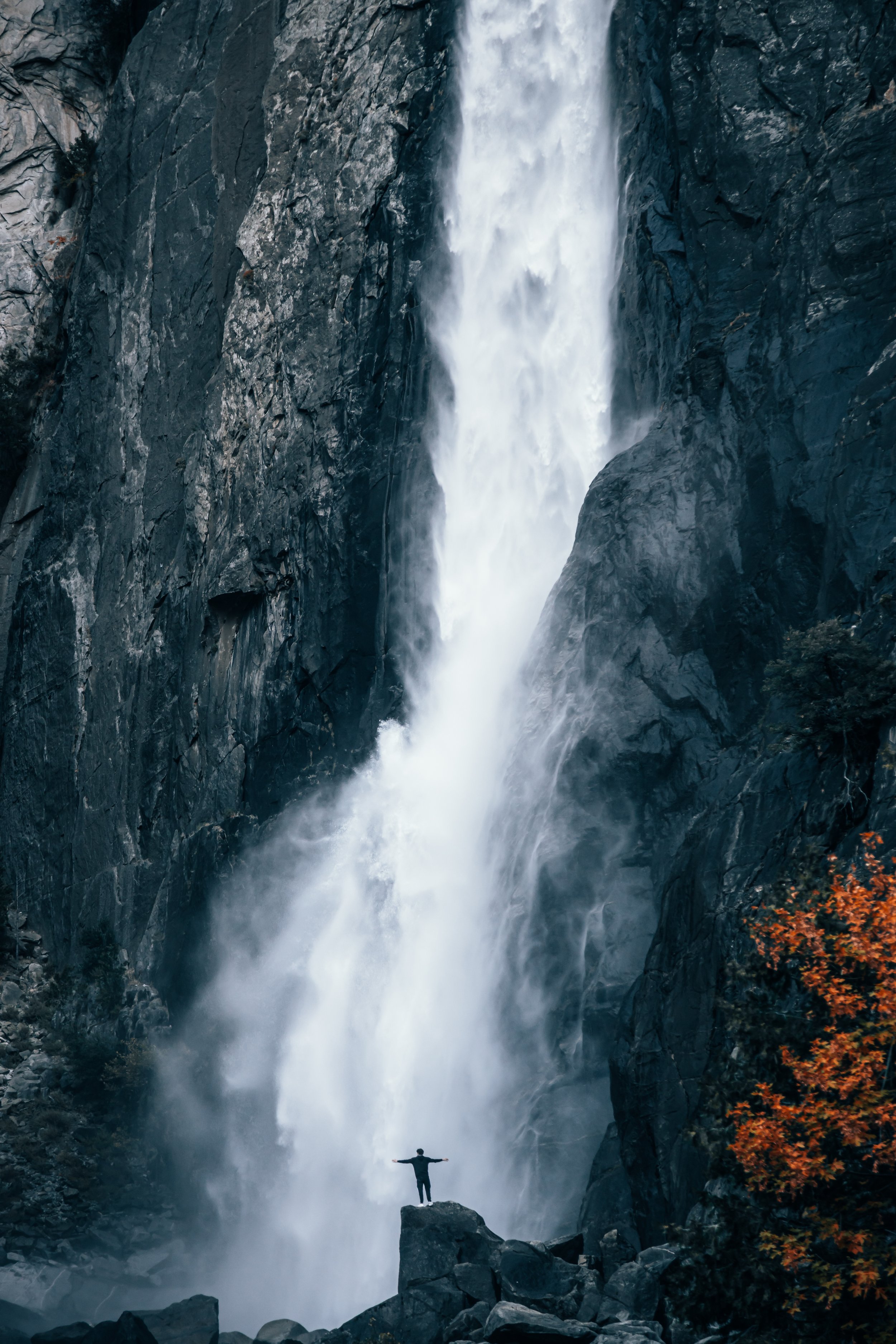 Yosemite Simon Waterfall.jpg