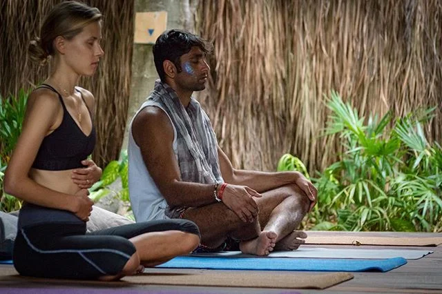 Yoga and meditation have both become increasingly popular in the Western world, and practitioners praise their psychological and physical benefits. .
Current research also suggests that meditating and doing yoga boost overall well-being and resilienc