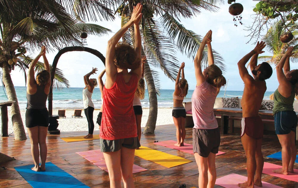 1016_yoga04_oneuseonly.jpg
