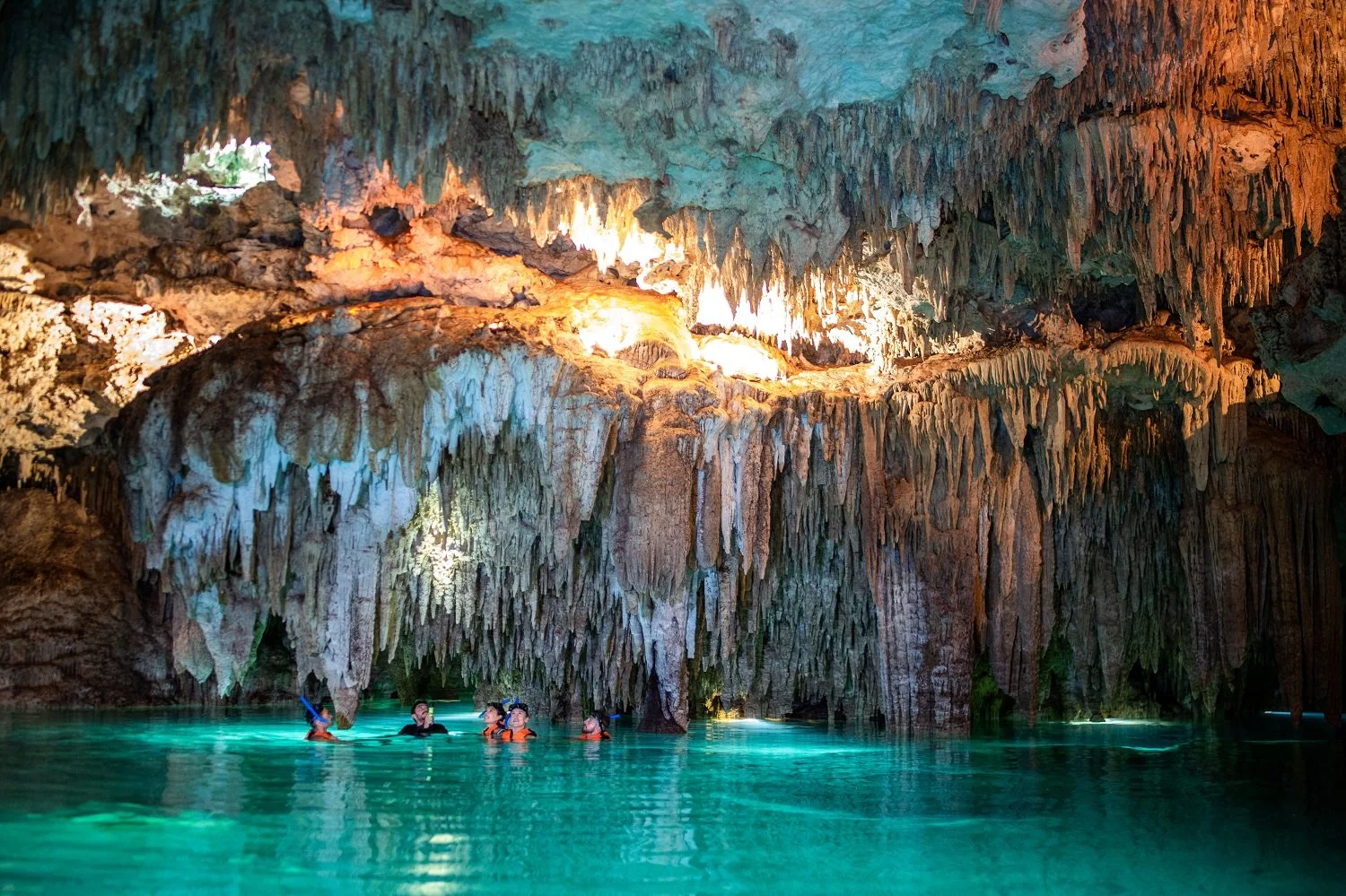 CENOTE9.jpg