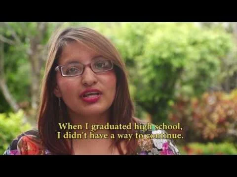 Ninas Arriba - Educate a girl. Change the world.