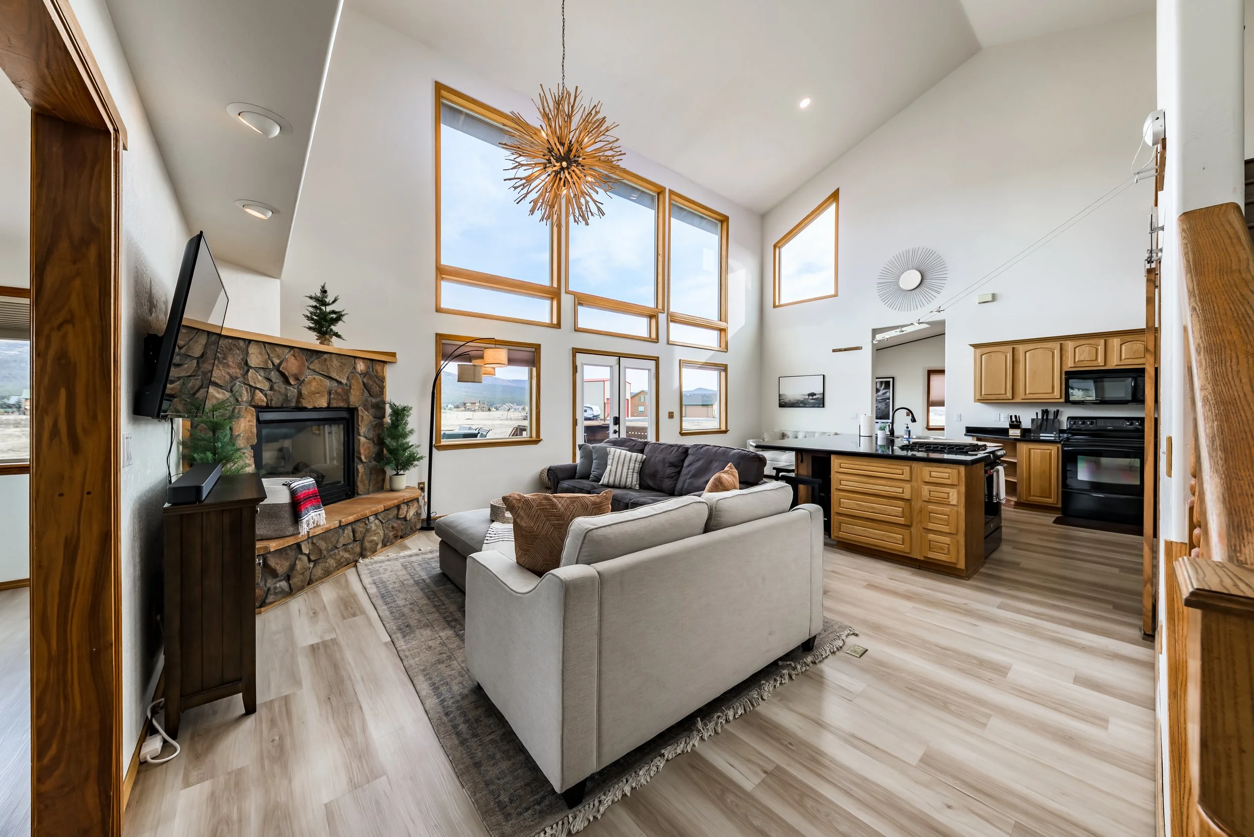 8330 W Suzette Ln, Flagstaff (1 of 9).jpg