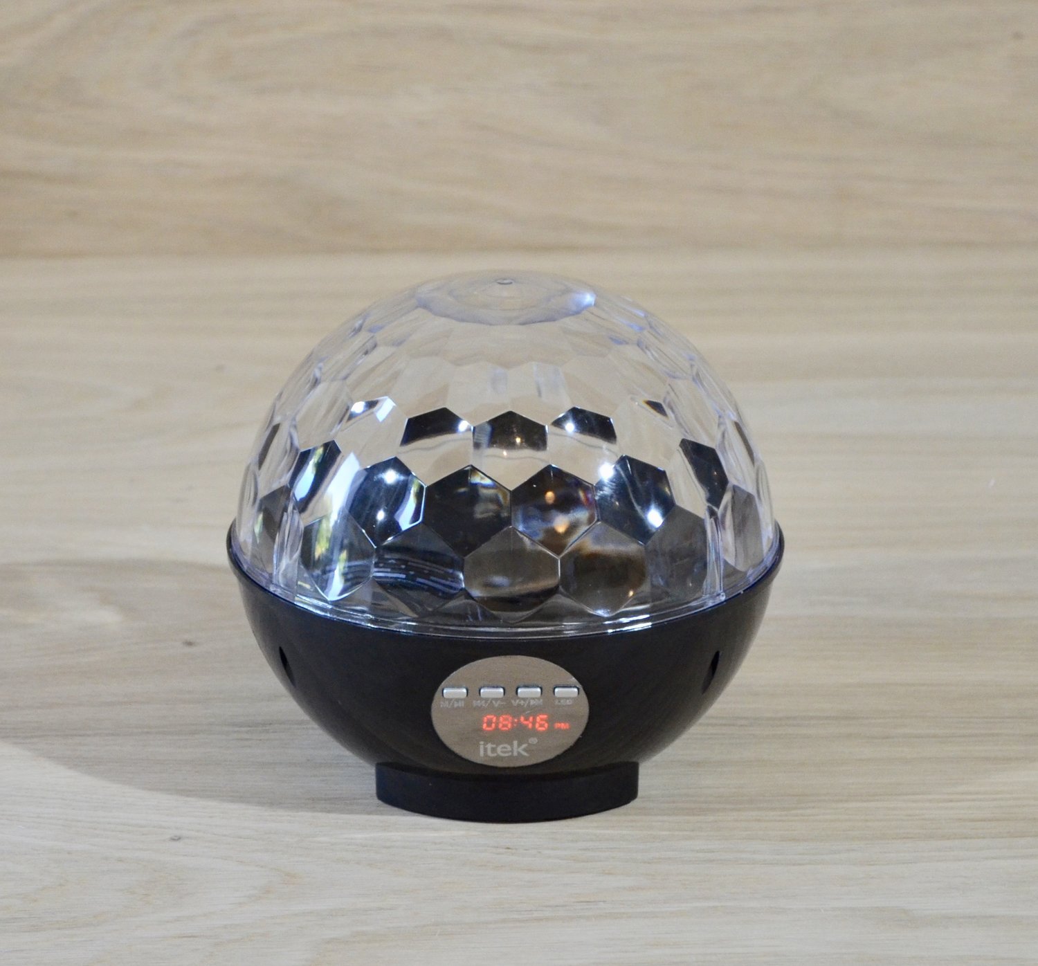 Bluetooth Speaker Disco light hire — LØVE2PARTY