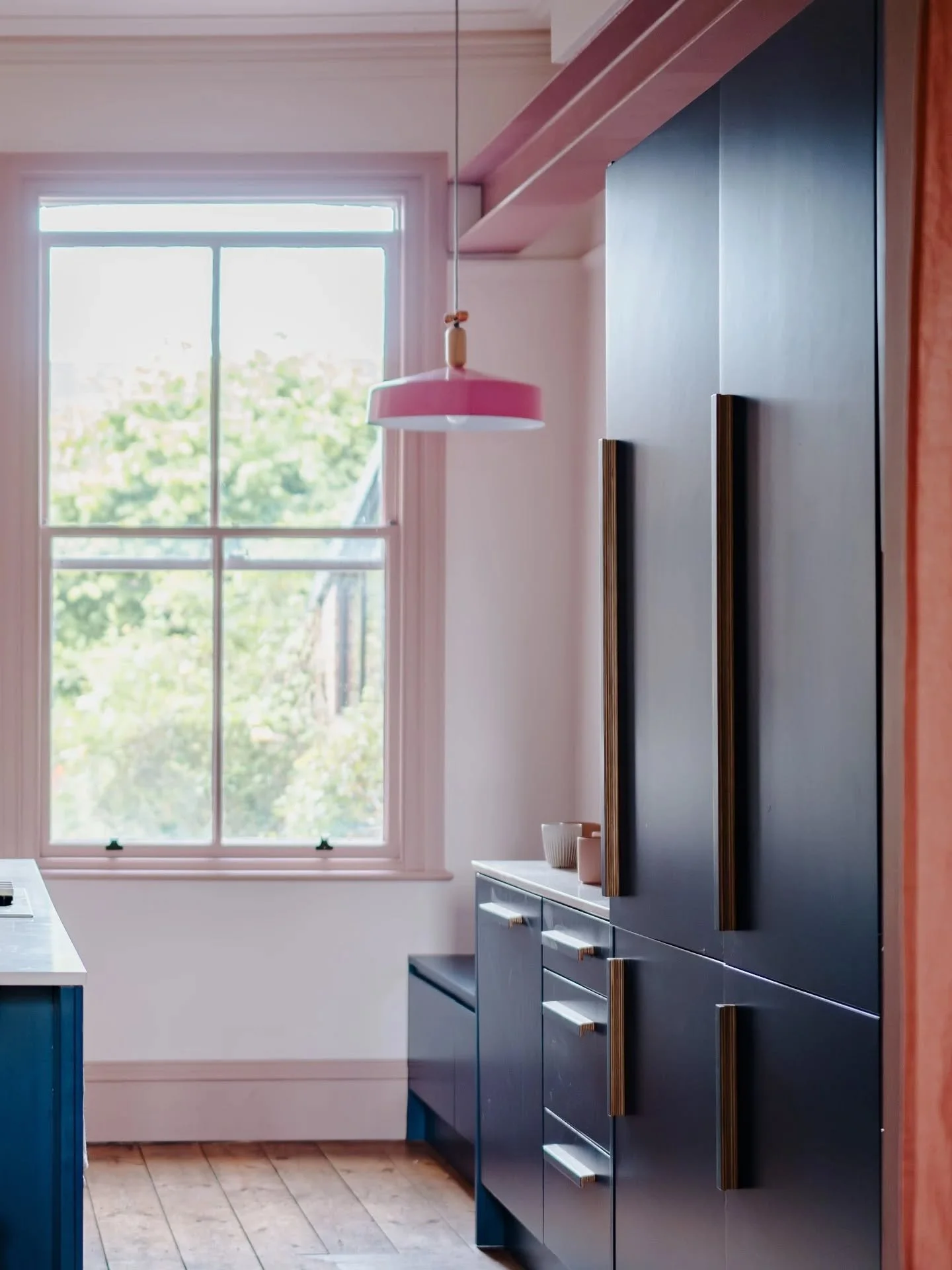 You may be wondering what a bowl of chopped apple has to do with my renovation plans?

When do you find ideas filter in? Often it's NOT when sitting at your laptop, when you're poised and ready for the ideas to flow....

This morning whilst carefully