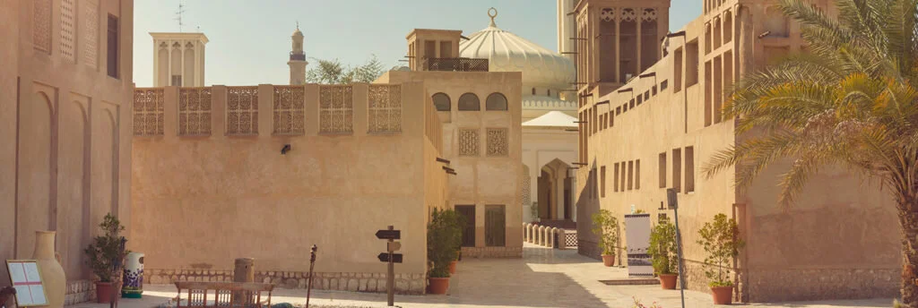 The Role of Vernacular Architecture &amp; Urbanism in Mitigating Heat