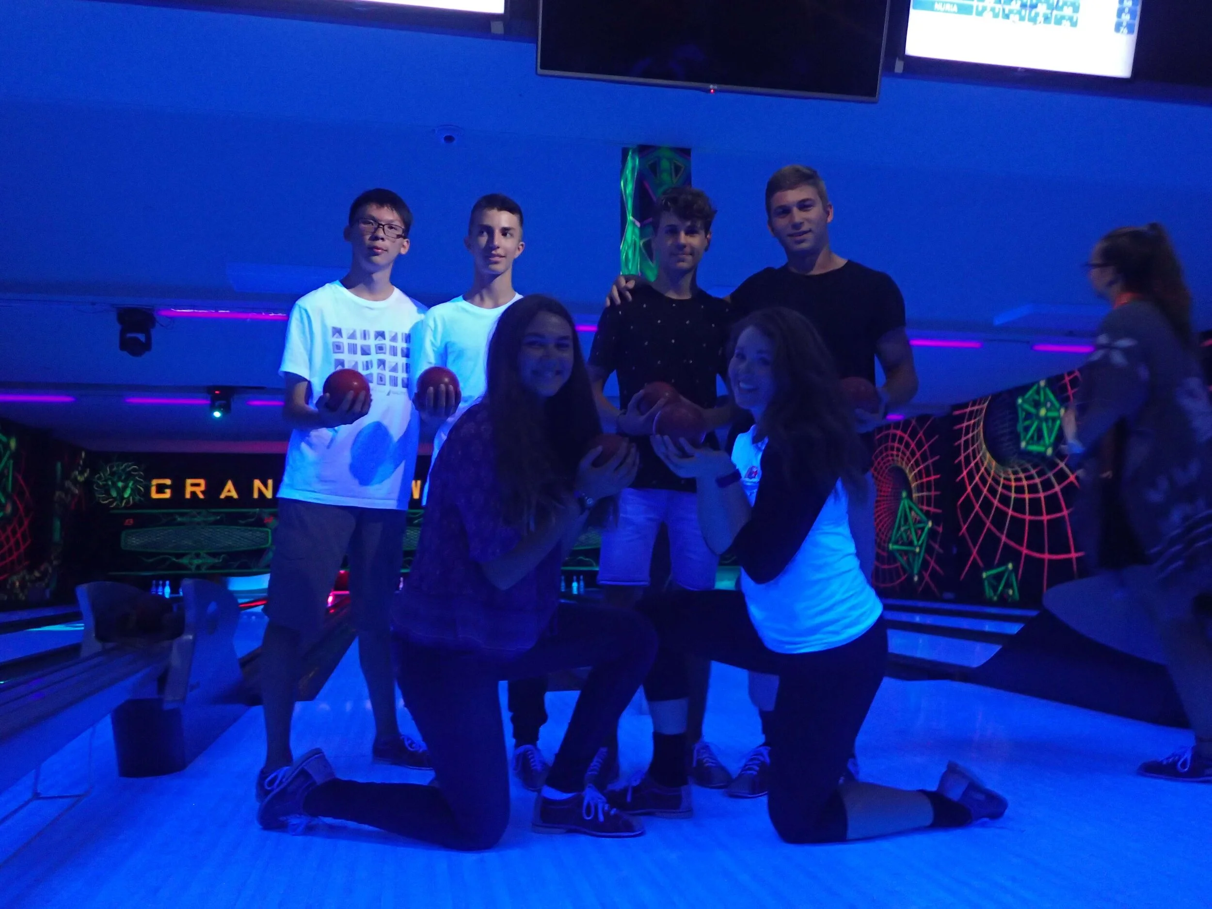 Grunting White Pelicans - July 26, 2016 - Arrival and Bowling