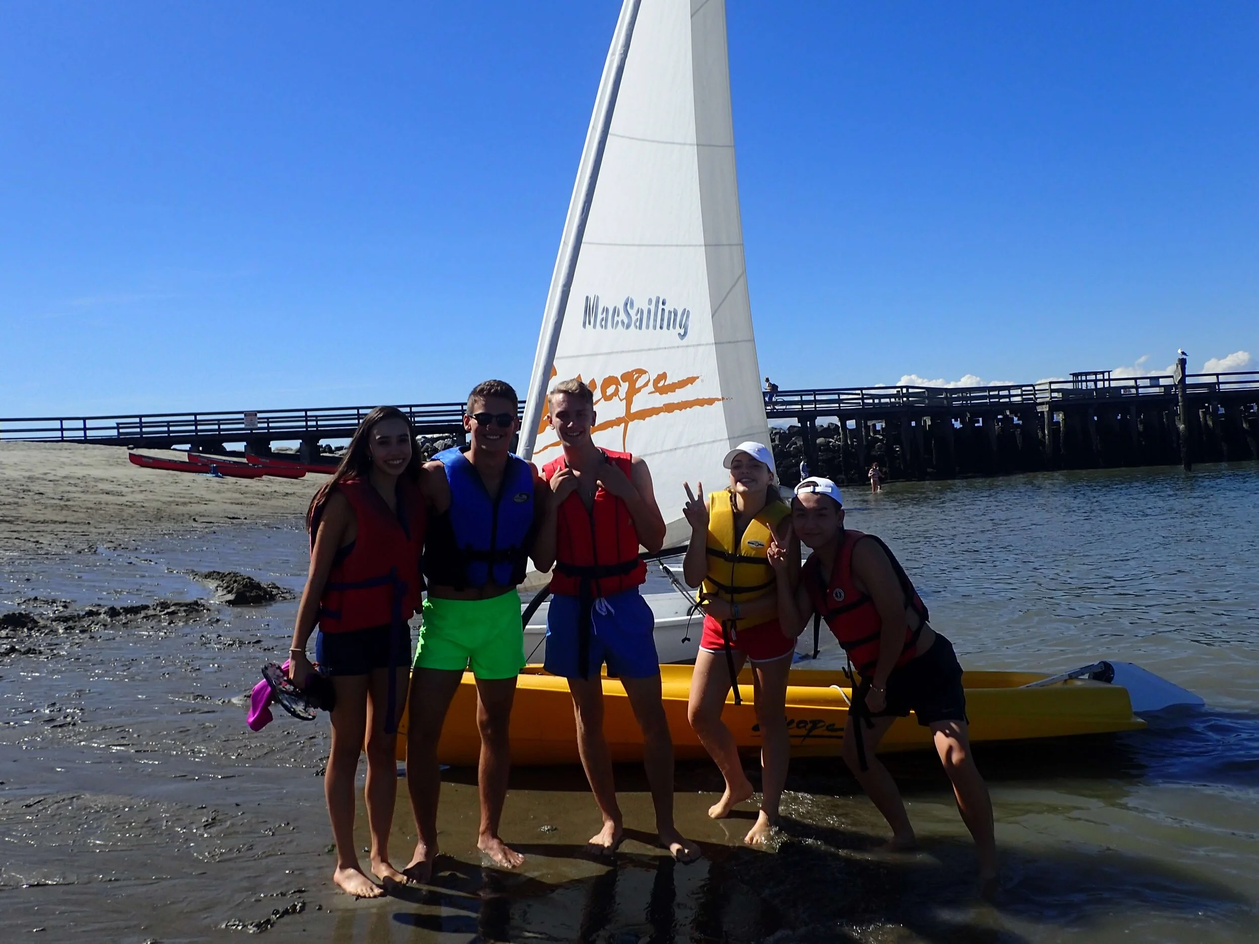 Migrating Pacific Salmon - July 27, 2017 - Sailing and Beach Day!