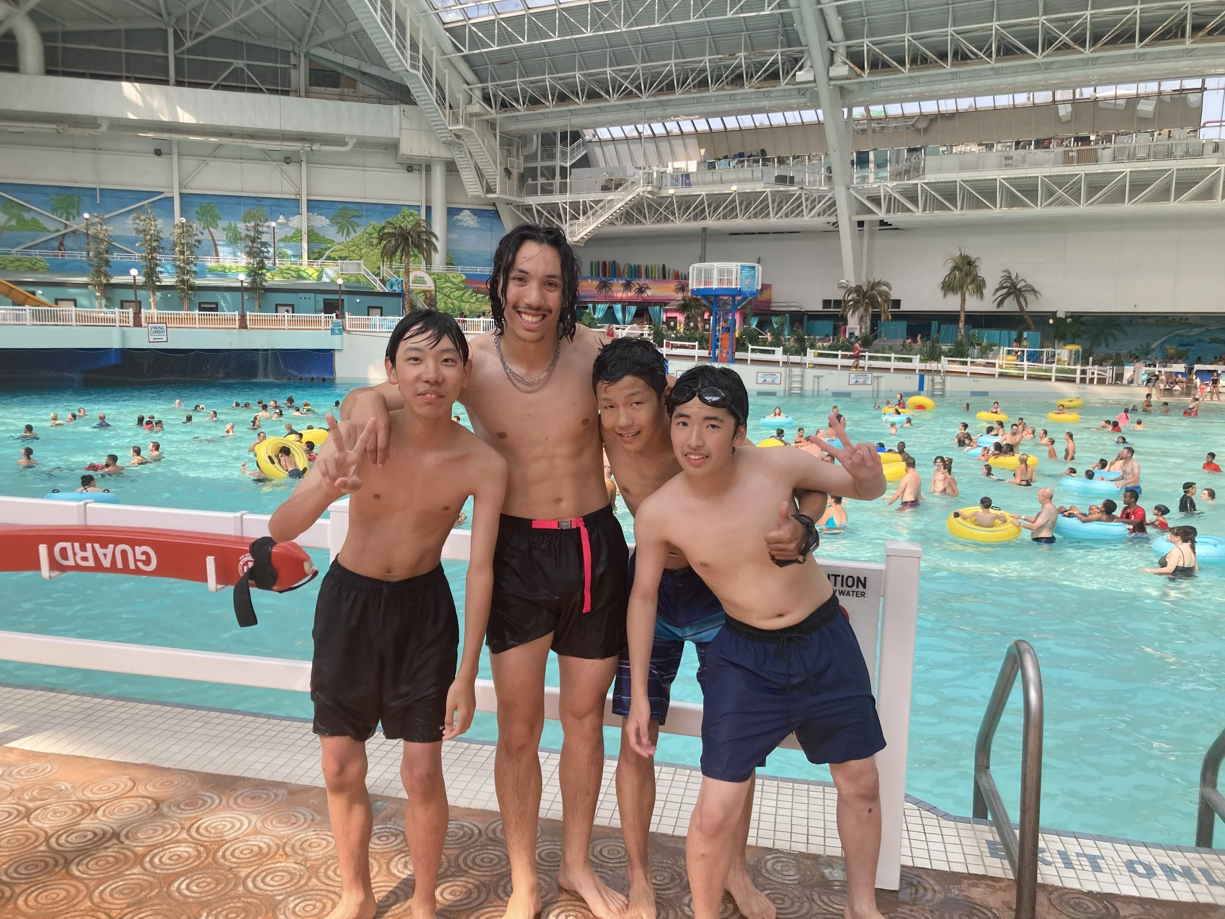 Waterparks and Shopping sprees in the 2nd biggest mall of North America!