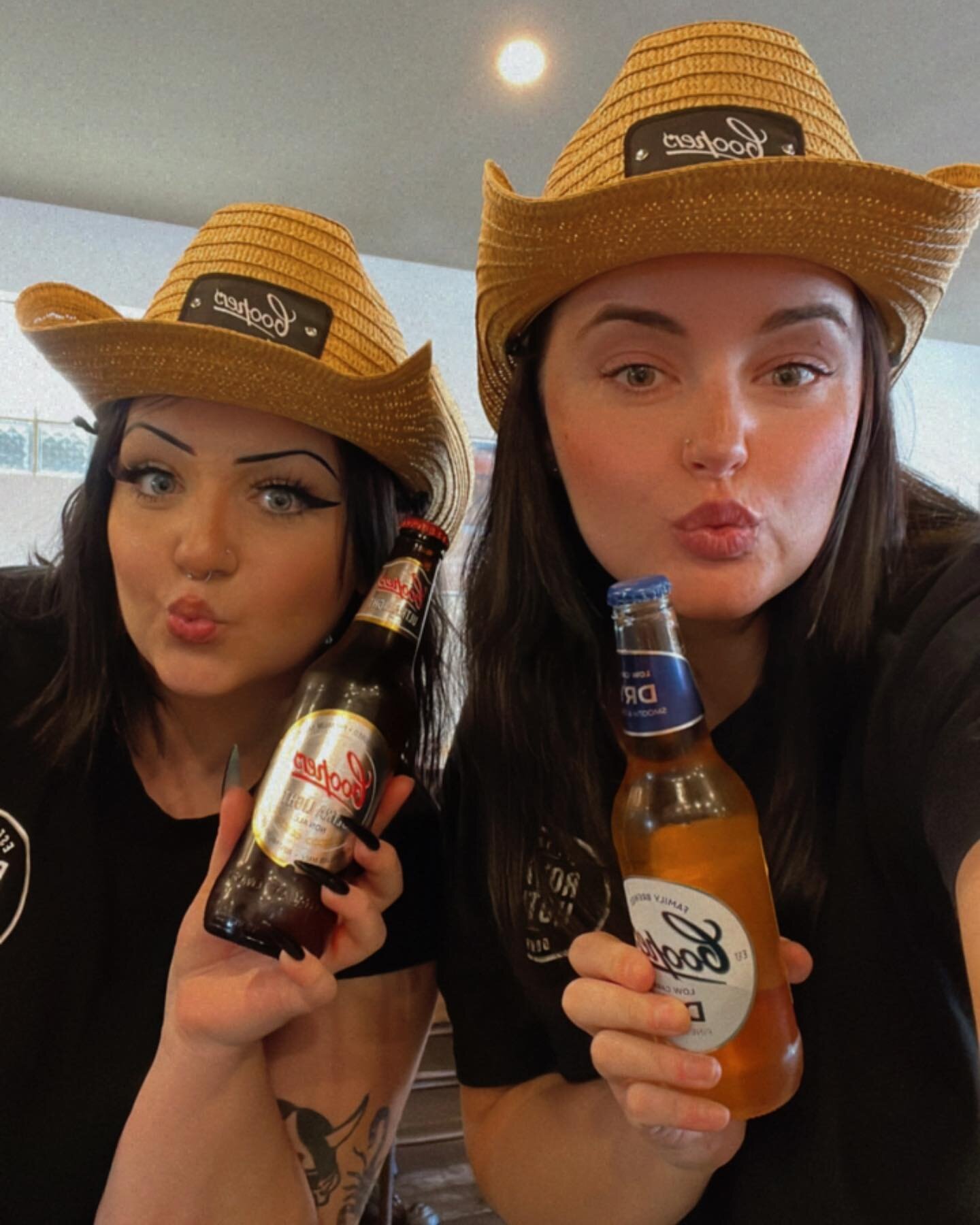 Howdy howdy! Join us this Australia Day and score yourself this hat with any 4x coopers stubbies/schooners purchased! #australiaday #coopers