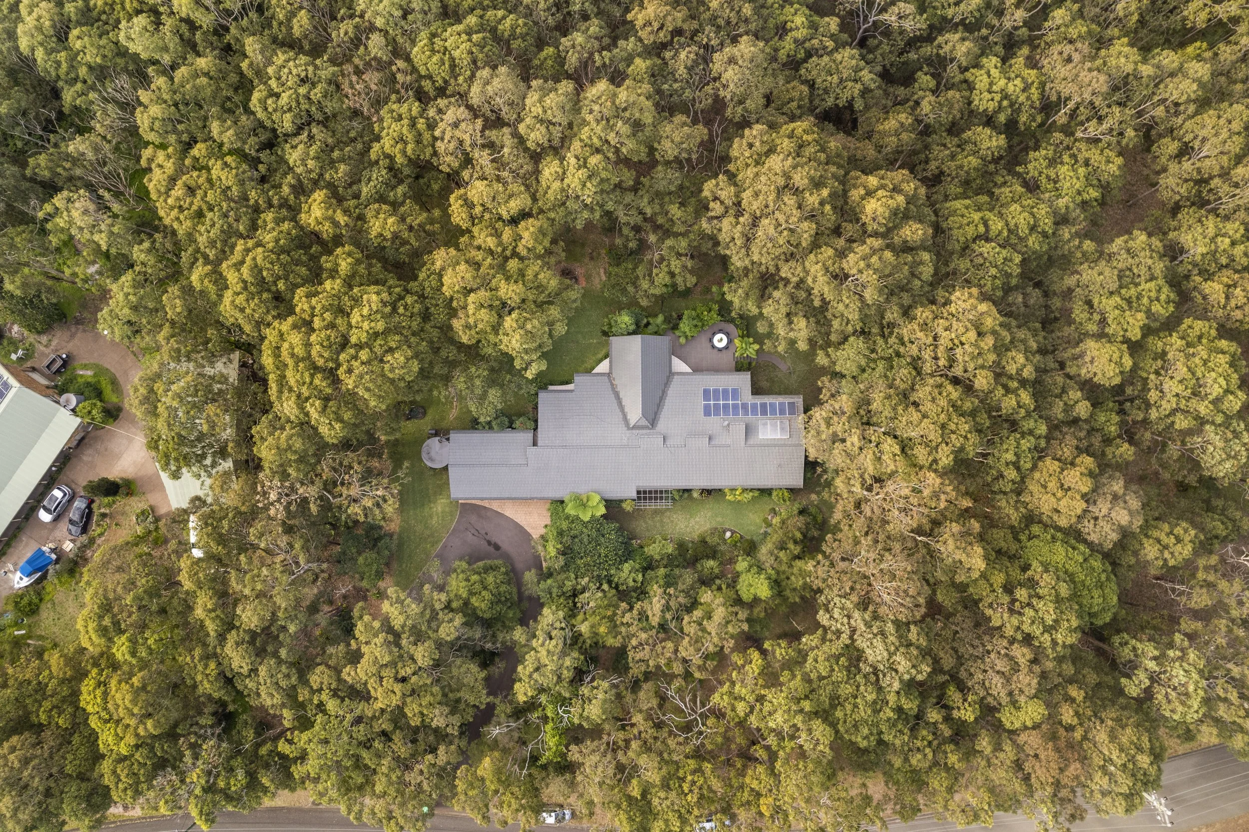 4 Eagles Nest Close, Belmont North 01.jpg